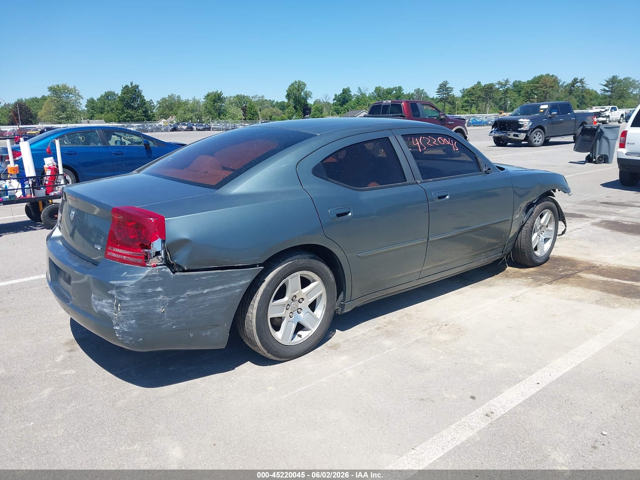 2006 Dodge Charger   Green vin: 2B3KA43G96H213802