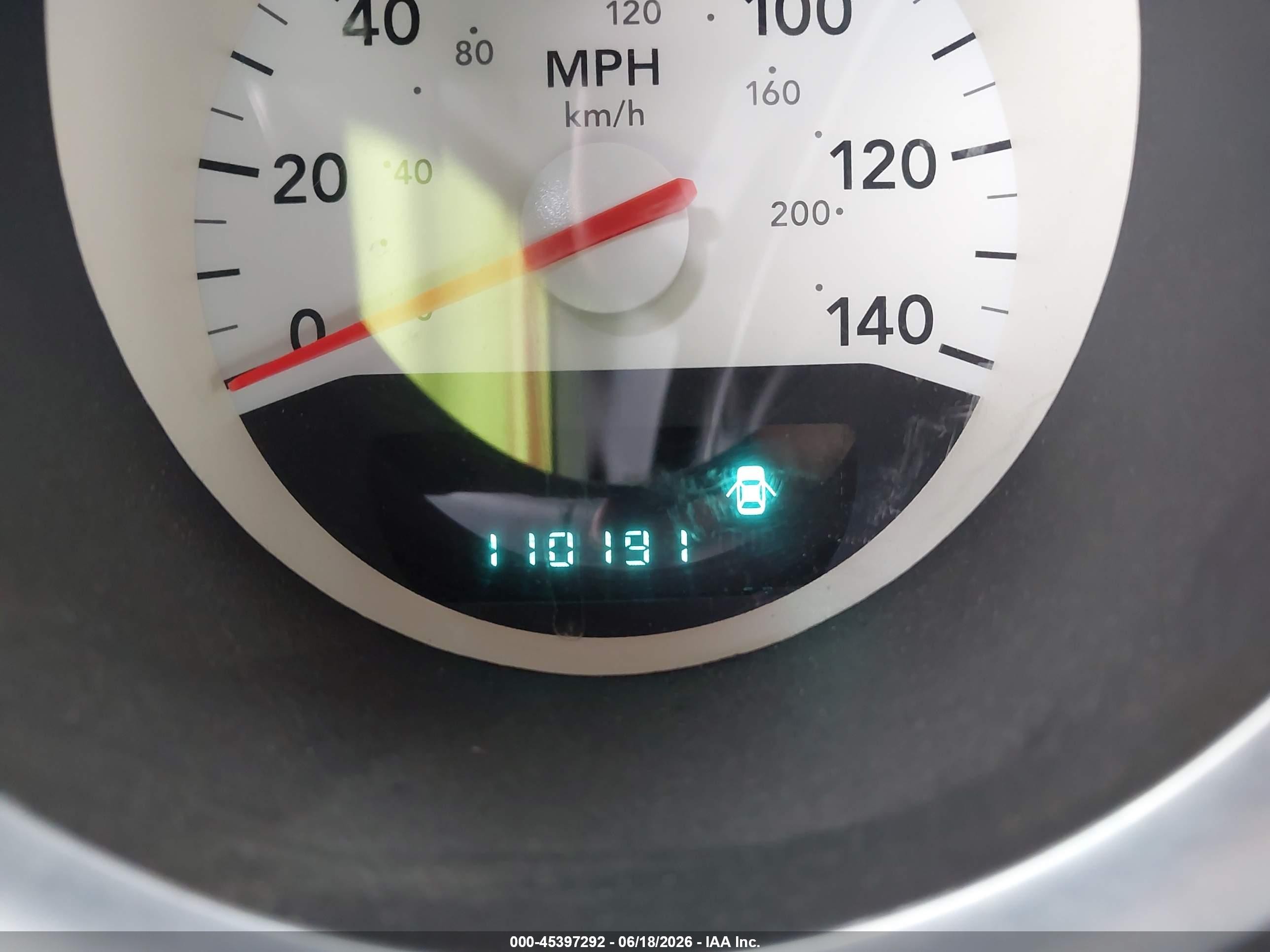 2006 Dodge Charger   White vin: 2B3KA43G96H237999