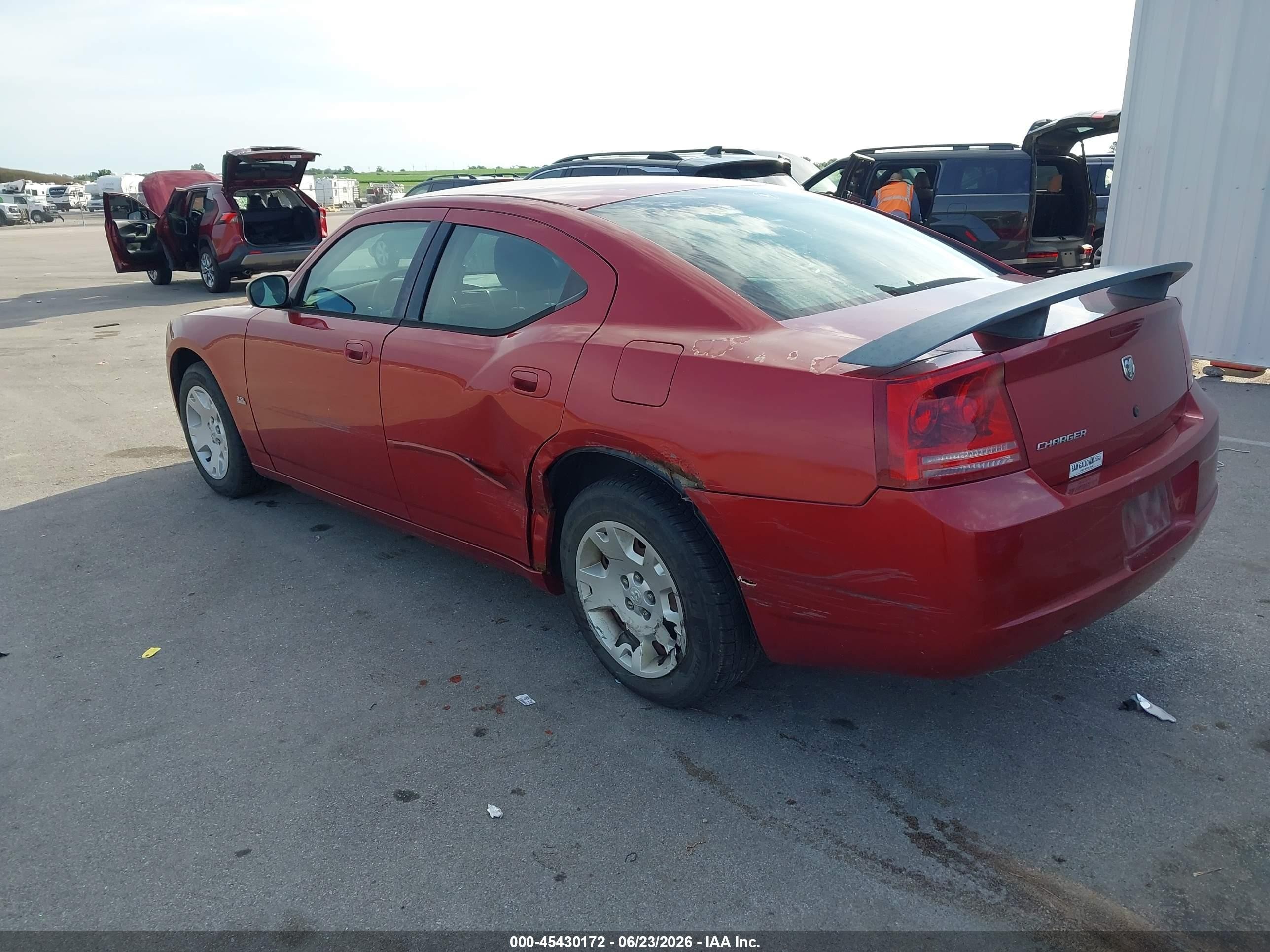 2006 Dodge Charger   Red vin: 2B3KA43G96H492104