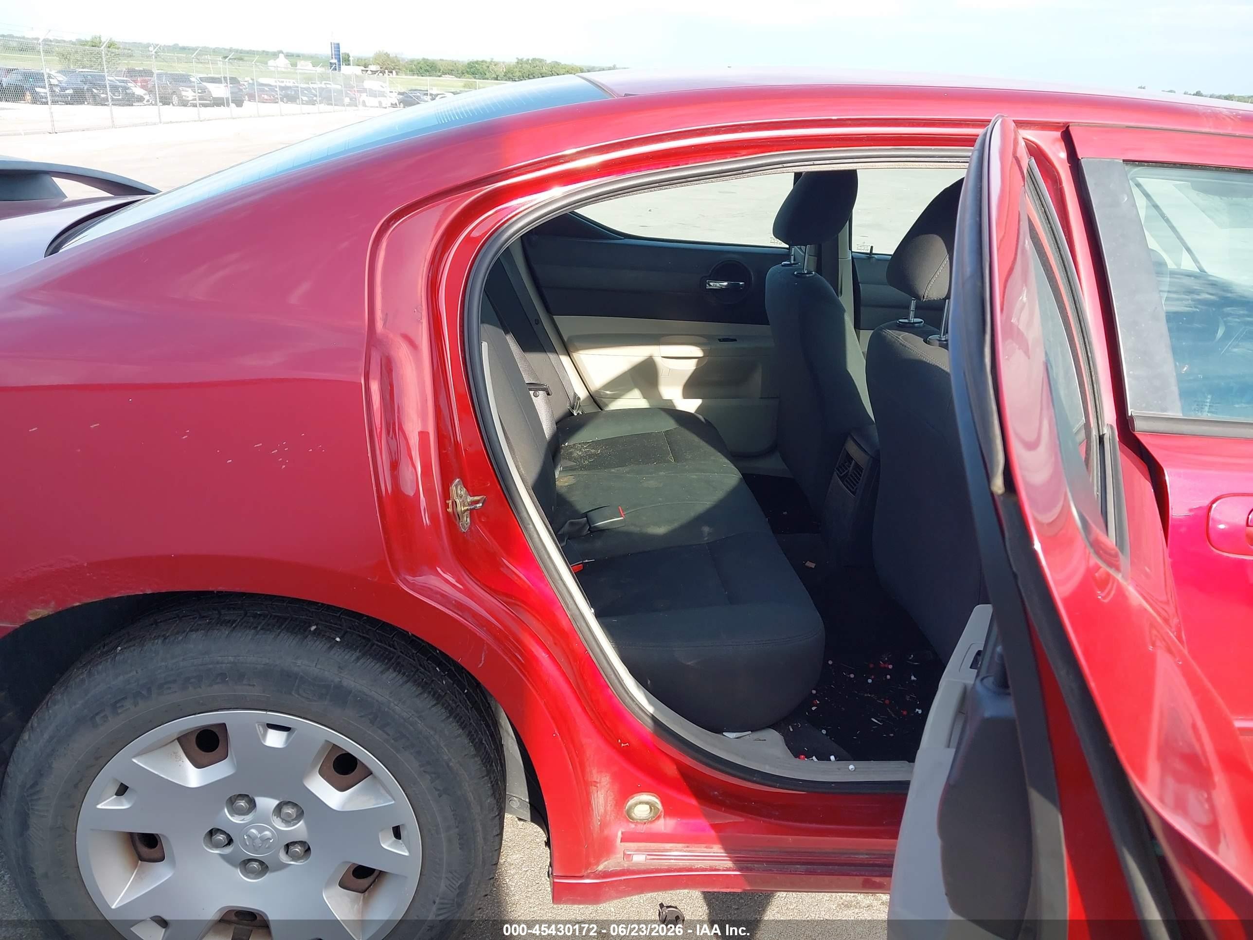 2006 Dodge Charger   Red vin: 2B3KA43G96H492104