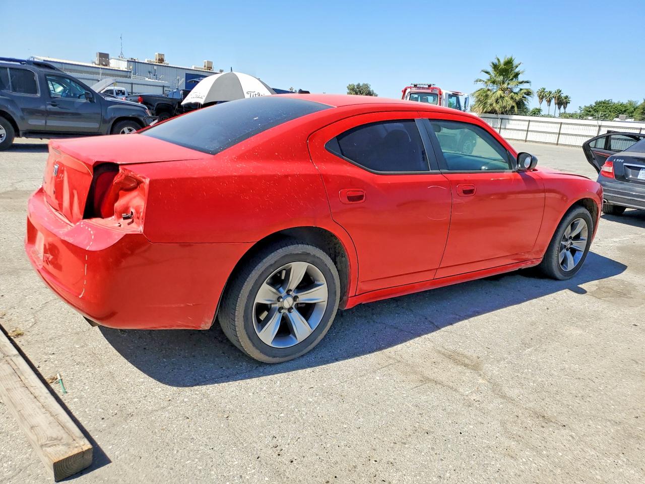 2008 Dodge Charger Red vin: 2B3KA43G98H196437