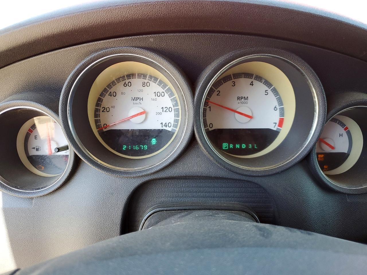 2008 Dodge Charger Red vin: 2B3KA43G98H196437