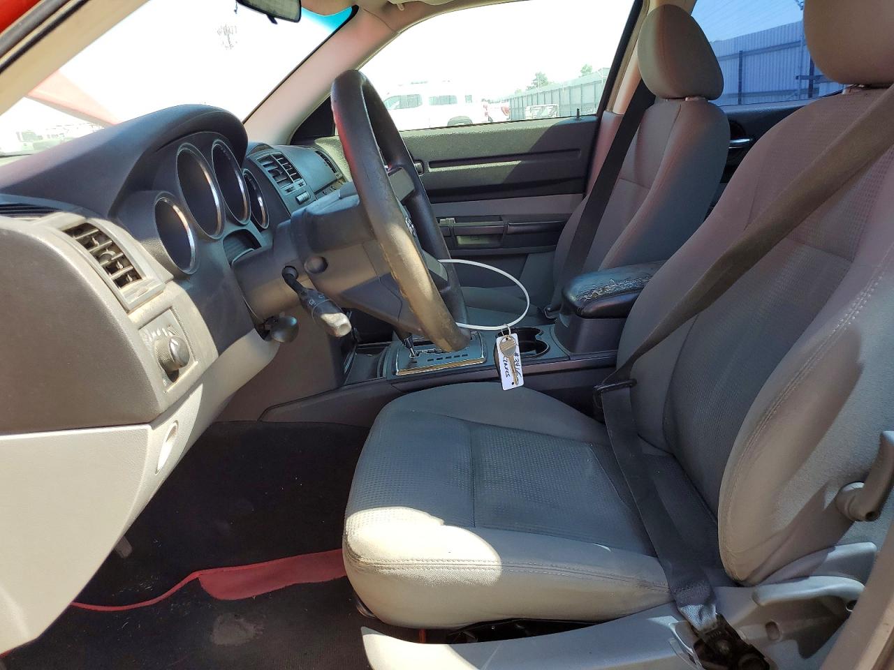 2008 Dodge Charger Red vin: 2B3KA43G98H196437