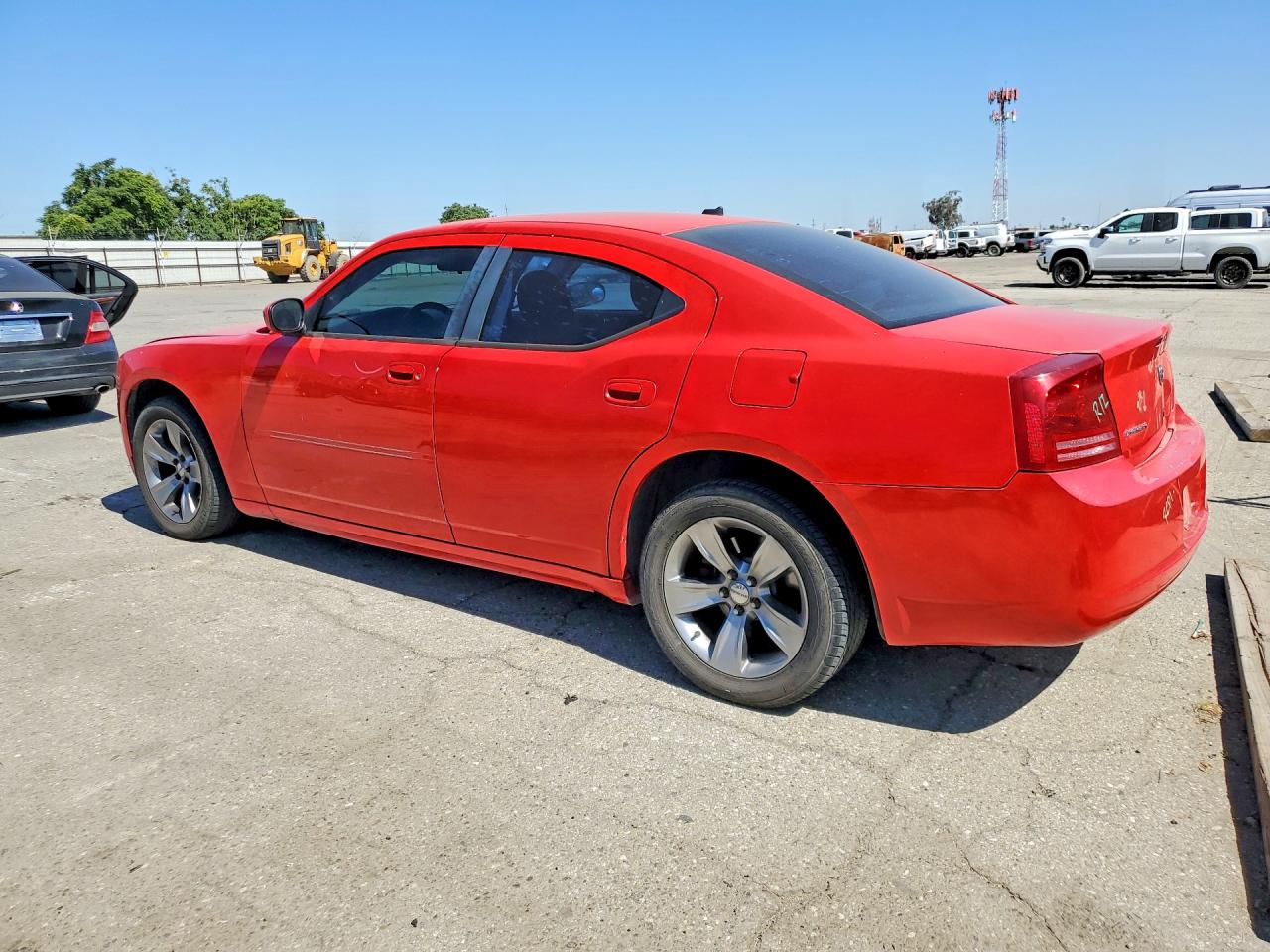 2008 Dodge Charger Red vin: 2B3KA43G98H196437