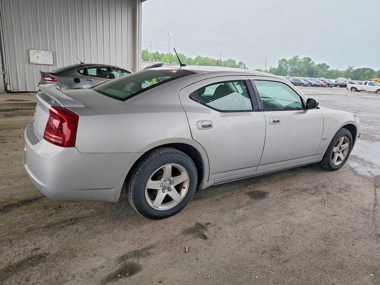 2008 Dodge Charger Silver vin: 2B3KA43G98H321095