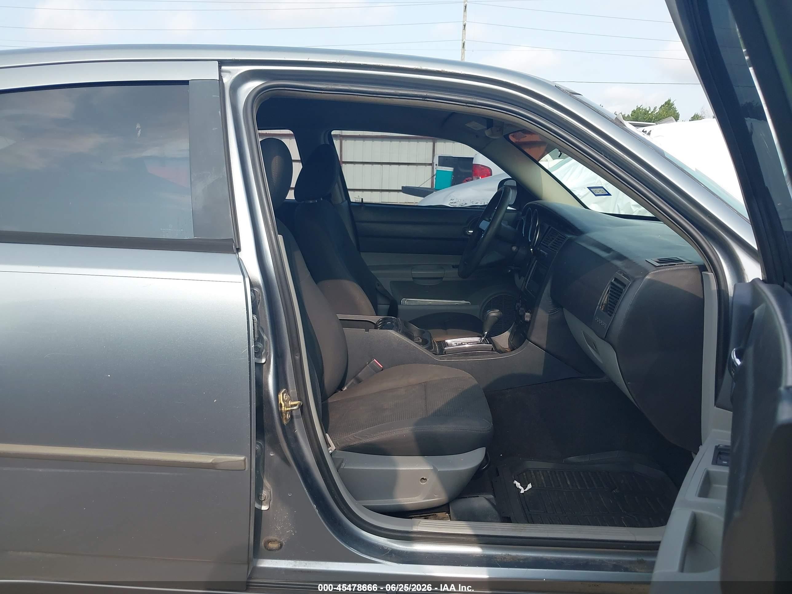2006 Dodge Charger   Gray vin: 2B3KA43GX6H467891