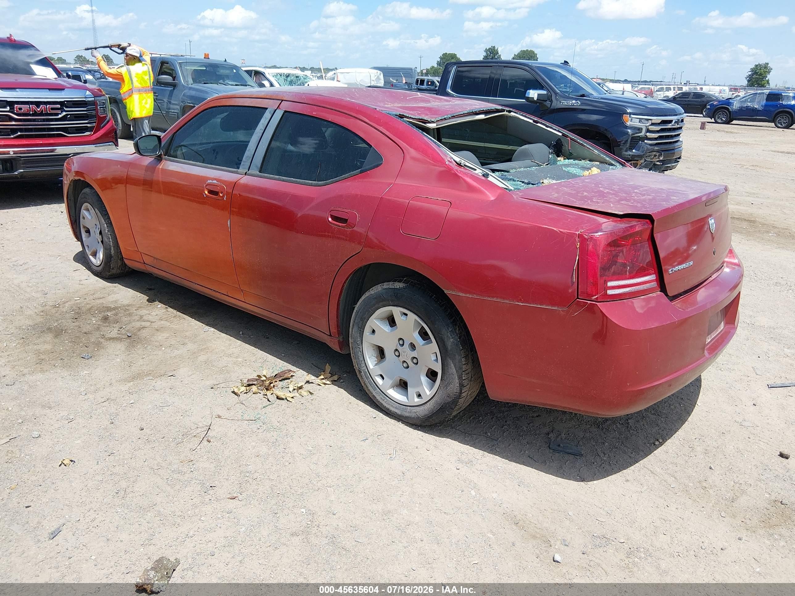 2007 Dodge Charger   Red vin: 2B3KA43R07H681548