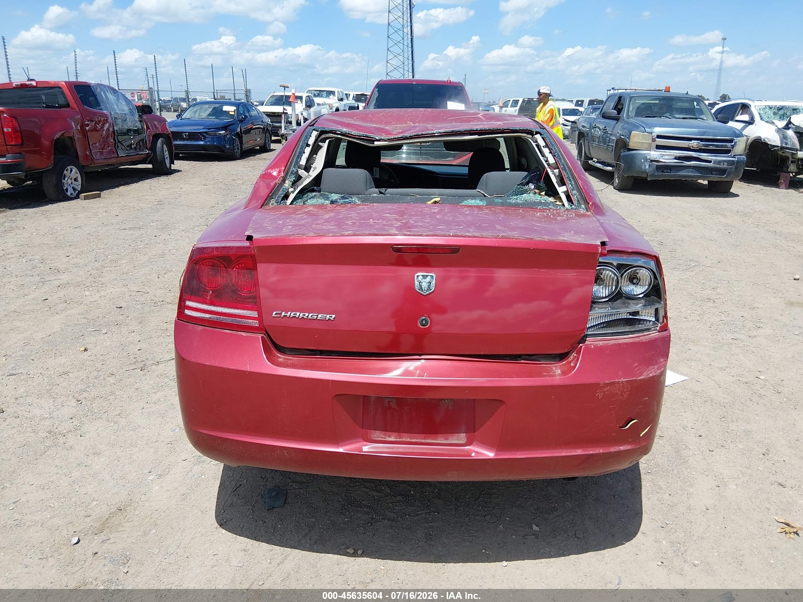 2007 Dodge Charger   Red vin: 2B3KA43R07H681548