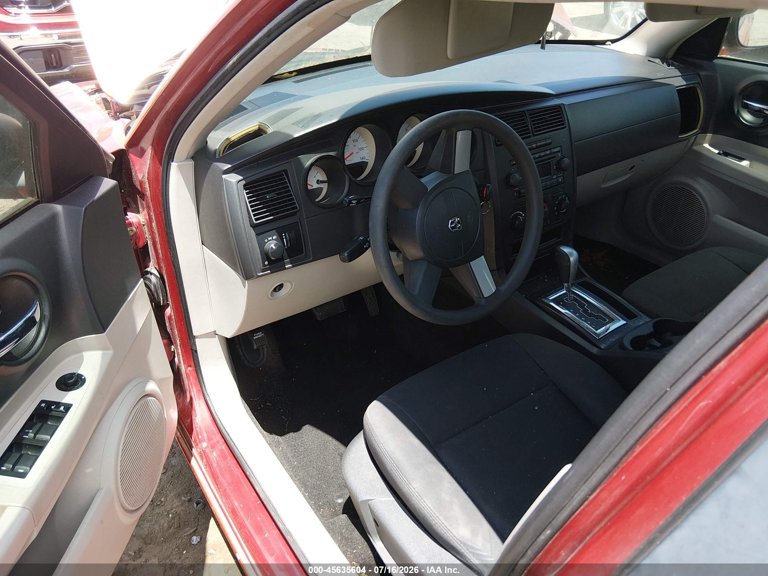 2007 Dodge Charger   Red vin: 2B3KA43R07H681548