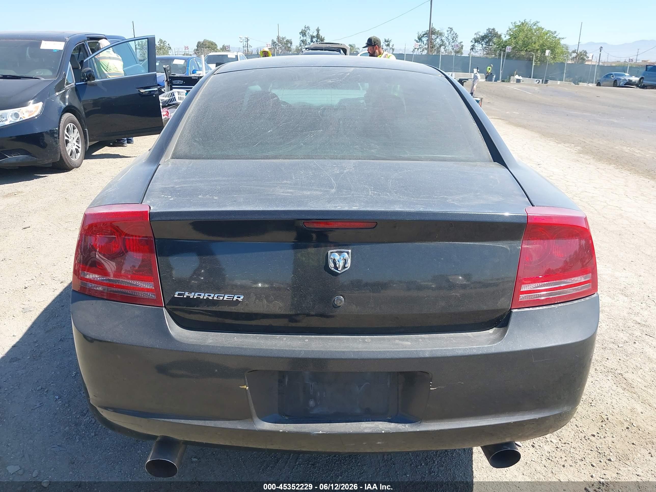 2006 Dodge Charger   Black vin: 2B3KA43R16H448129
