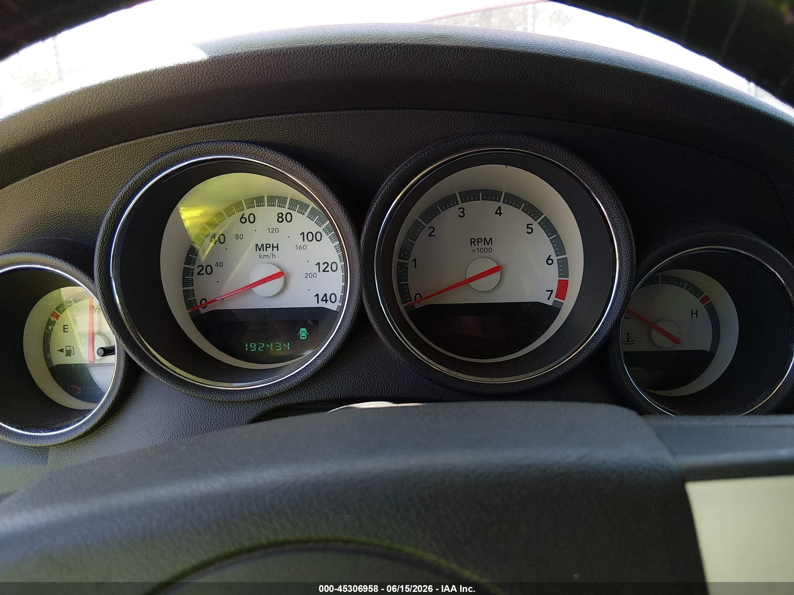 2008 Dodge Charger   Maroon vin: 2B3KA43R18H162025