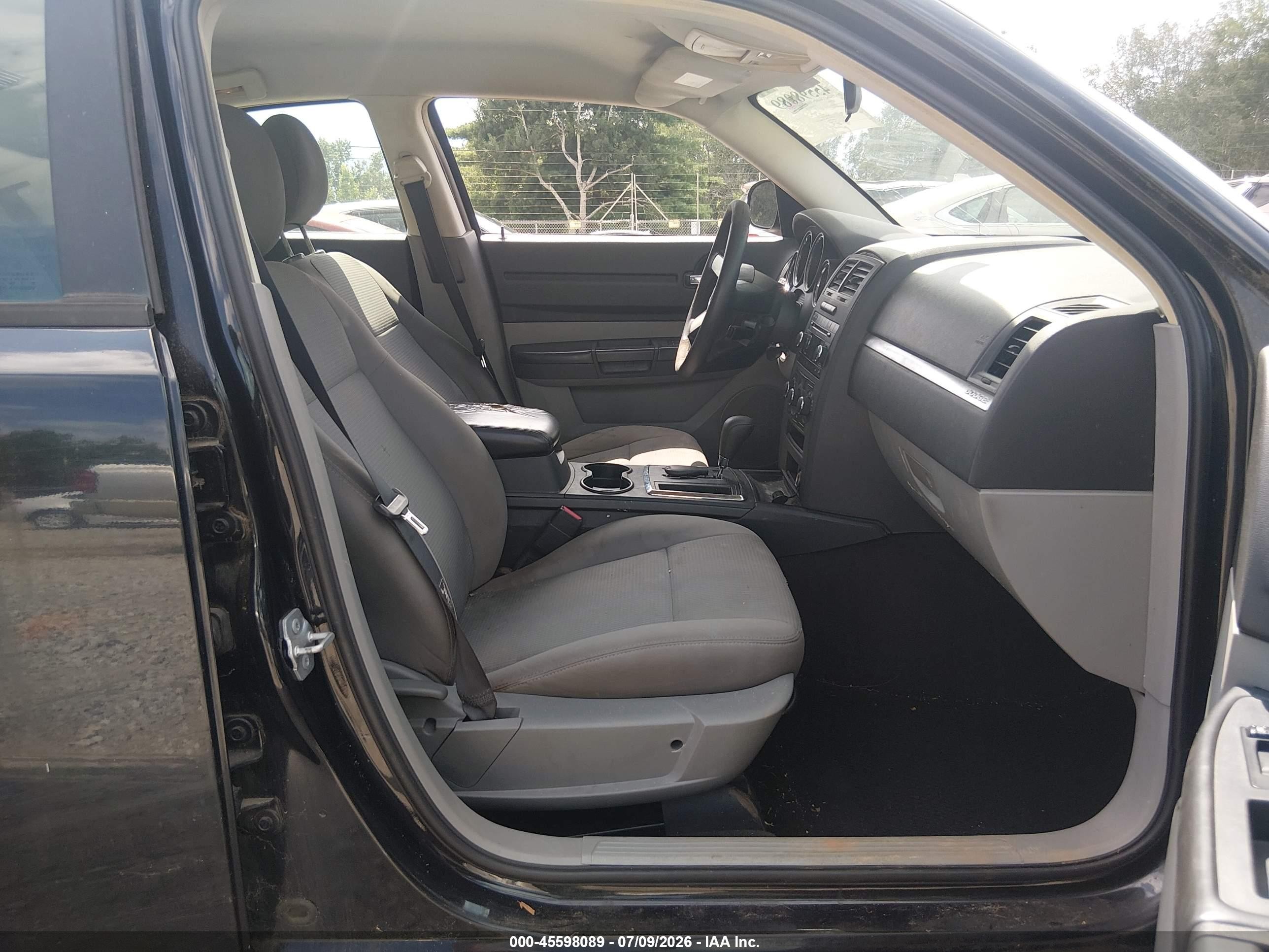 2008 Dodge Charger   Black vin: 2B3KA43R18H204922