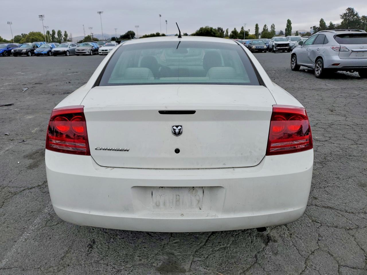 2008 Dodge Charger Белый vin: 2B3KA43R28H101914