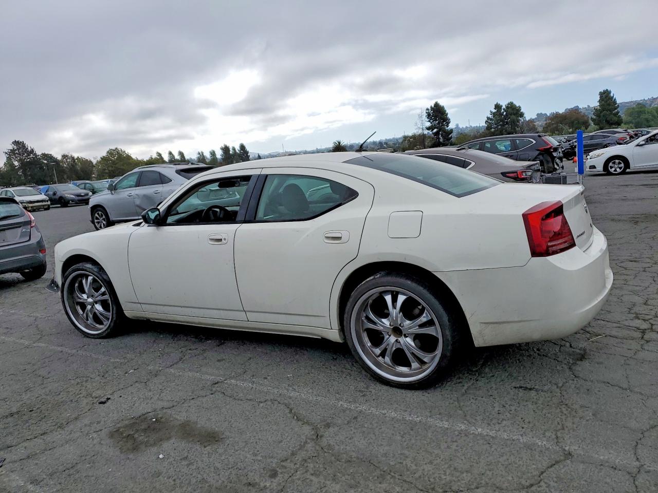 2008 Dodge Charger Белый vin: 2B3KA43R28H101914