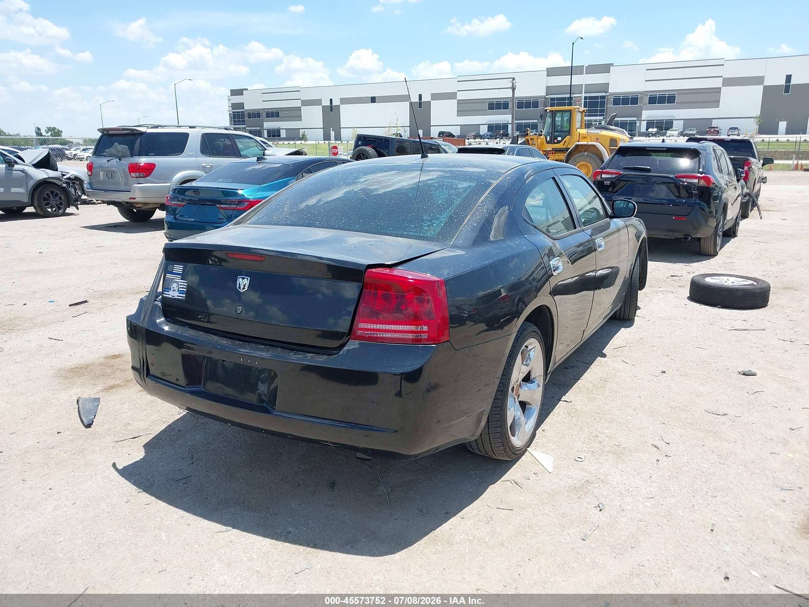 2008 Dodge Charger   vin: 2B3KA43R98H327142