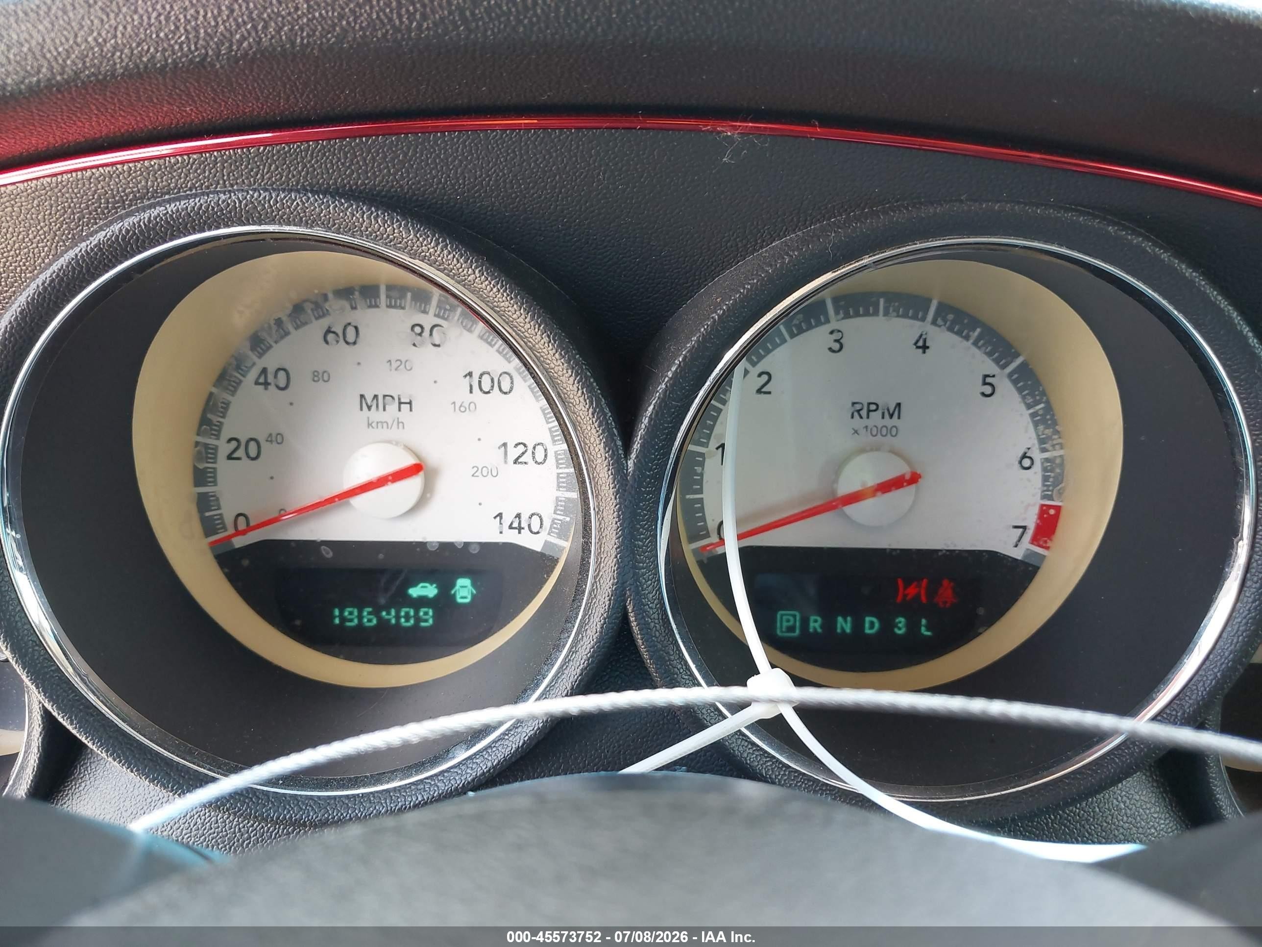 2008 Dodge Charger   vin: 2B3KA43R98H327142