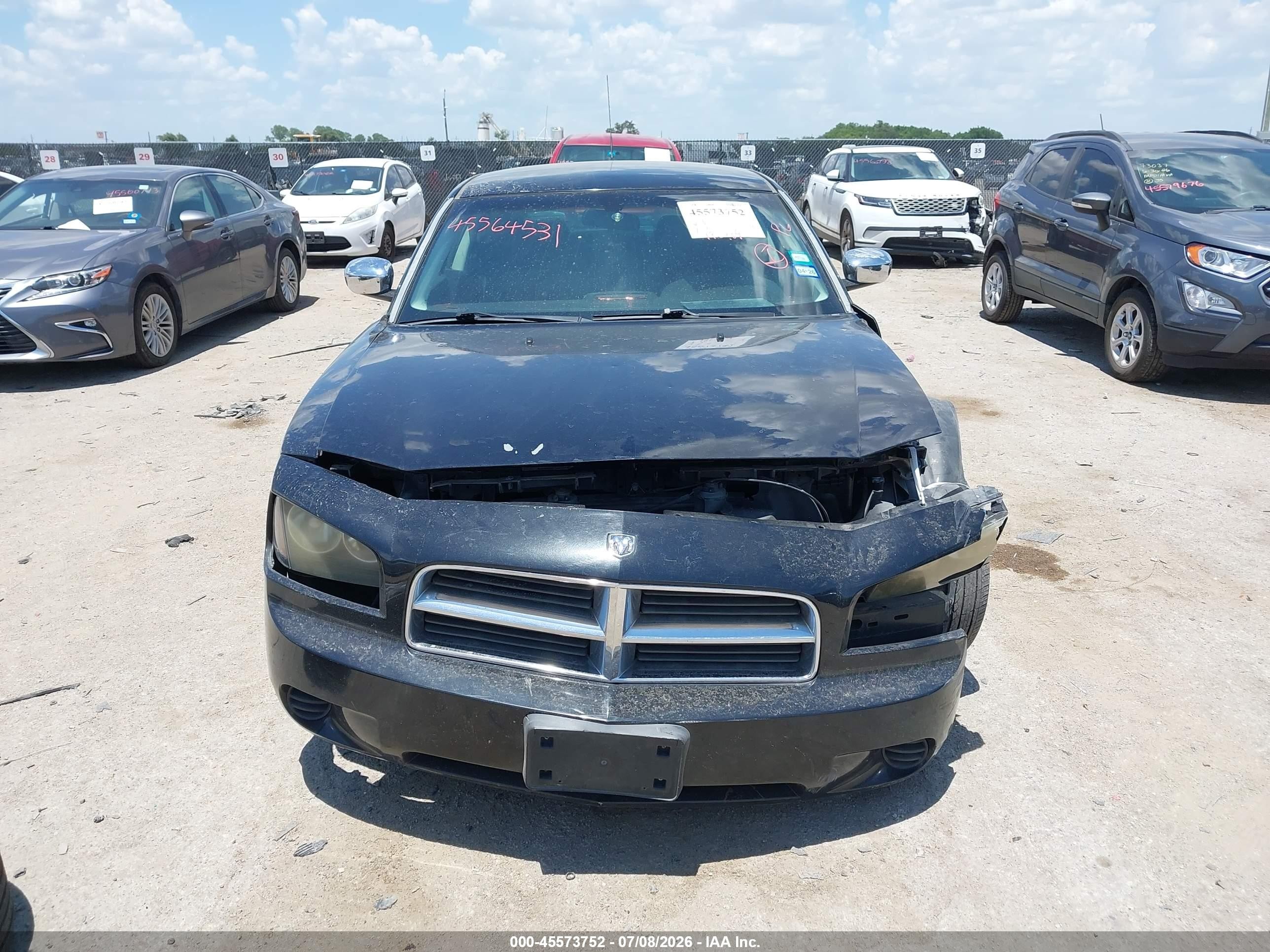 2008 Dodge Charger   vin: 2B3KA43R98H327142