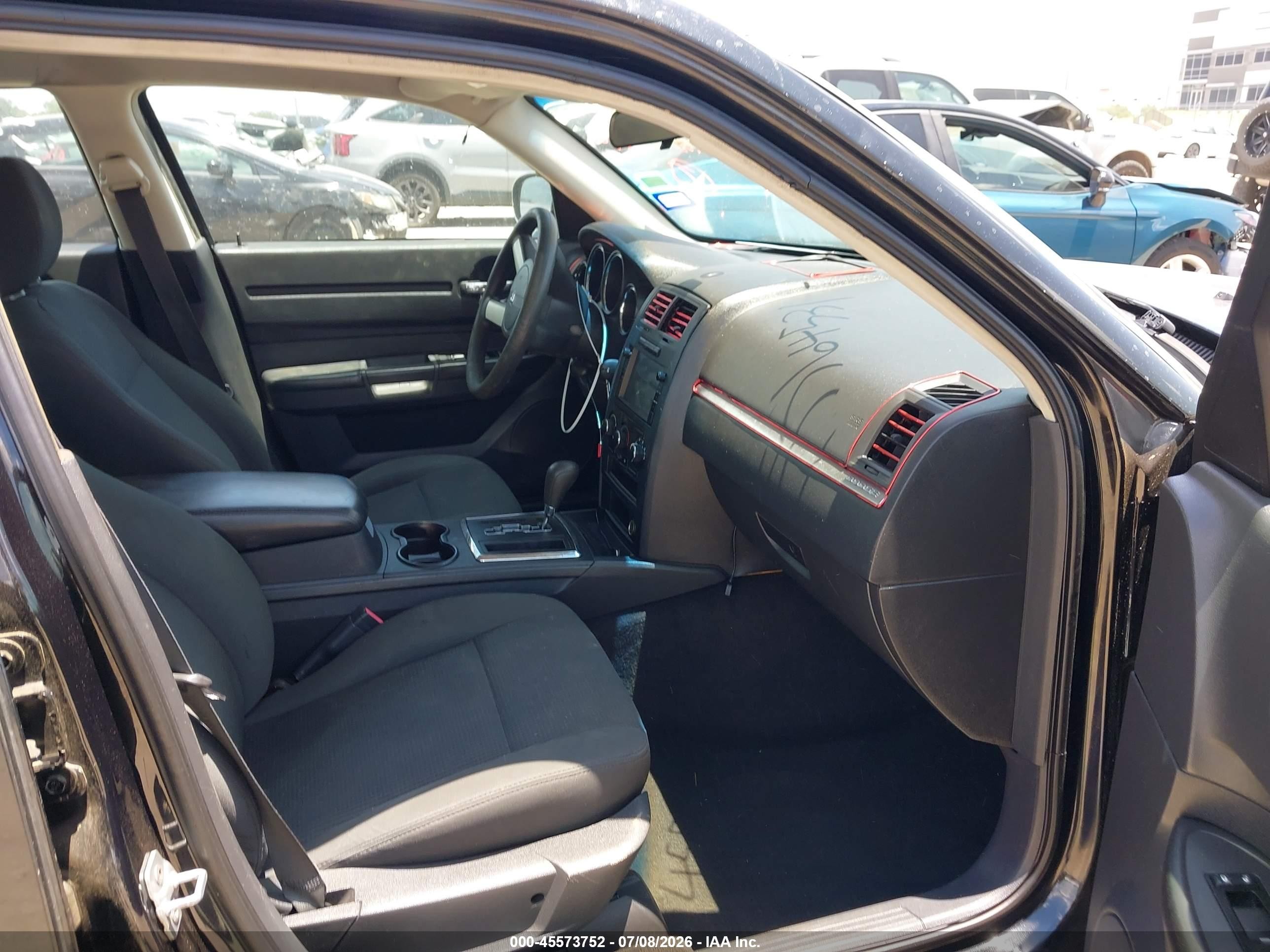 2008 Dodge Charger   vin: 2B3KA43R98H327142