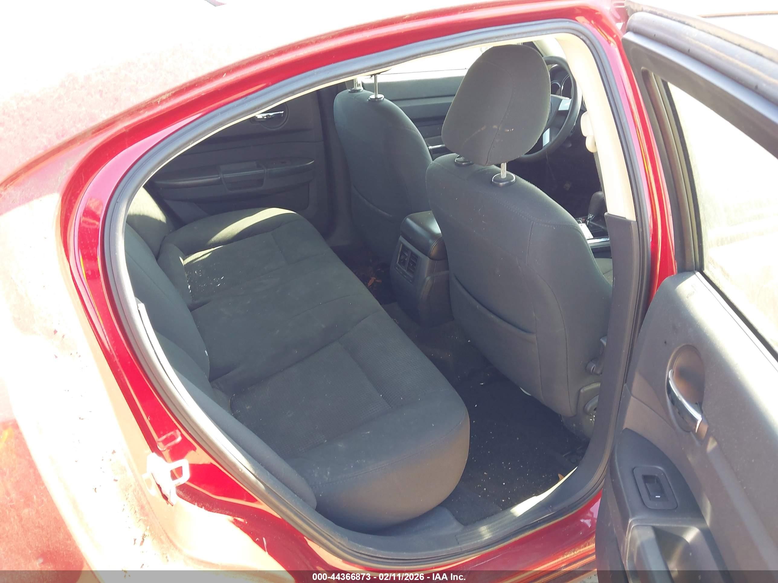 2008 Dodge Charger   Red vin: 2B3KA43RX8H324122
