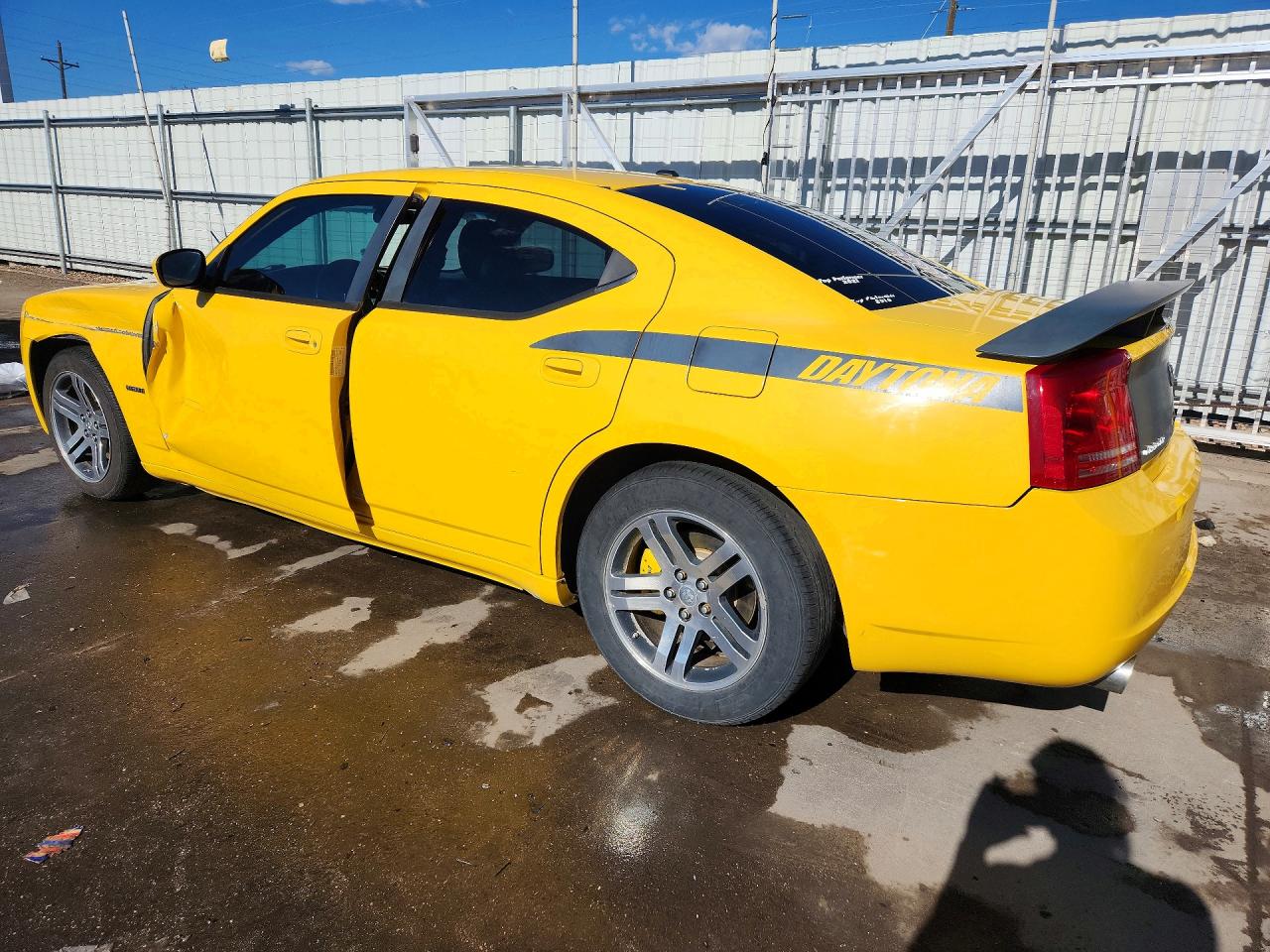 2006 Dodge Charger R Yellow vin: 2B3KA53H46H347941