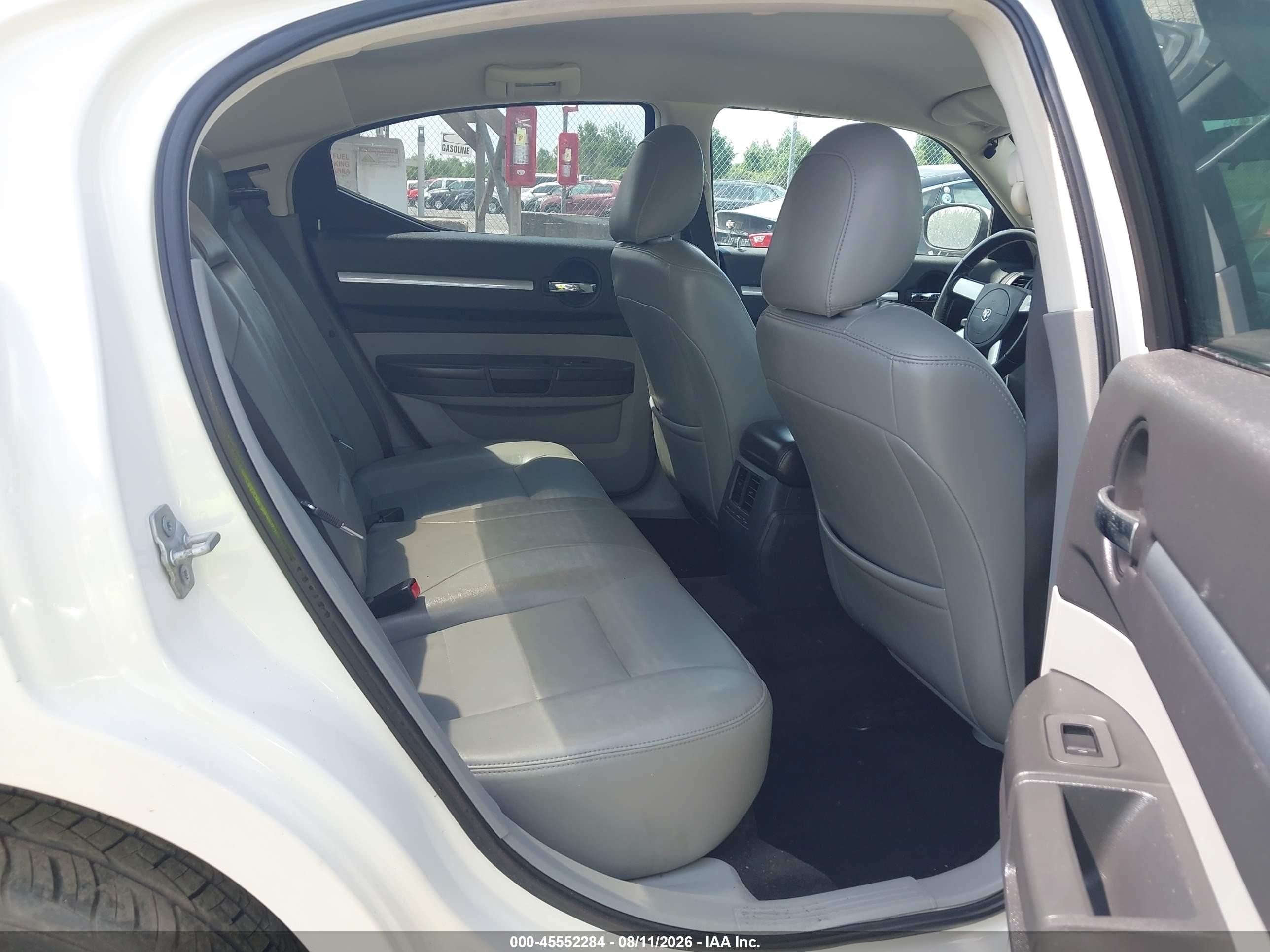 2008 Dodge Charger R/t White vin: 2B3KA53H78H124408
