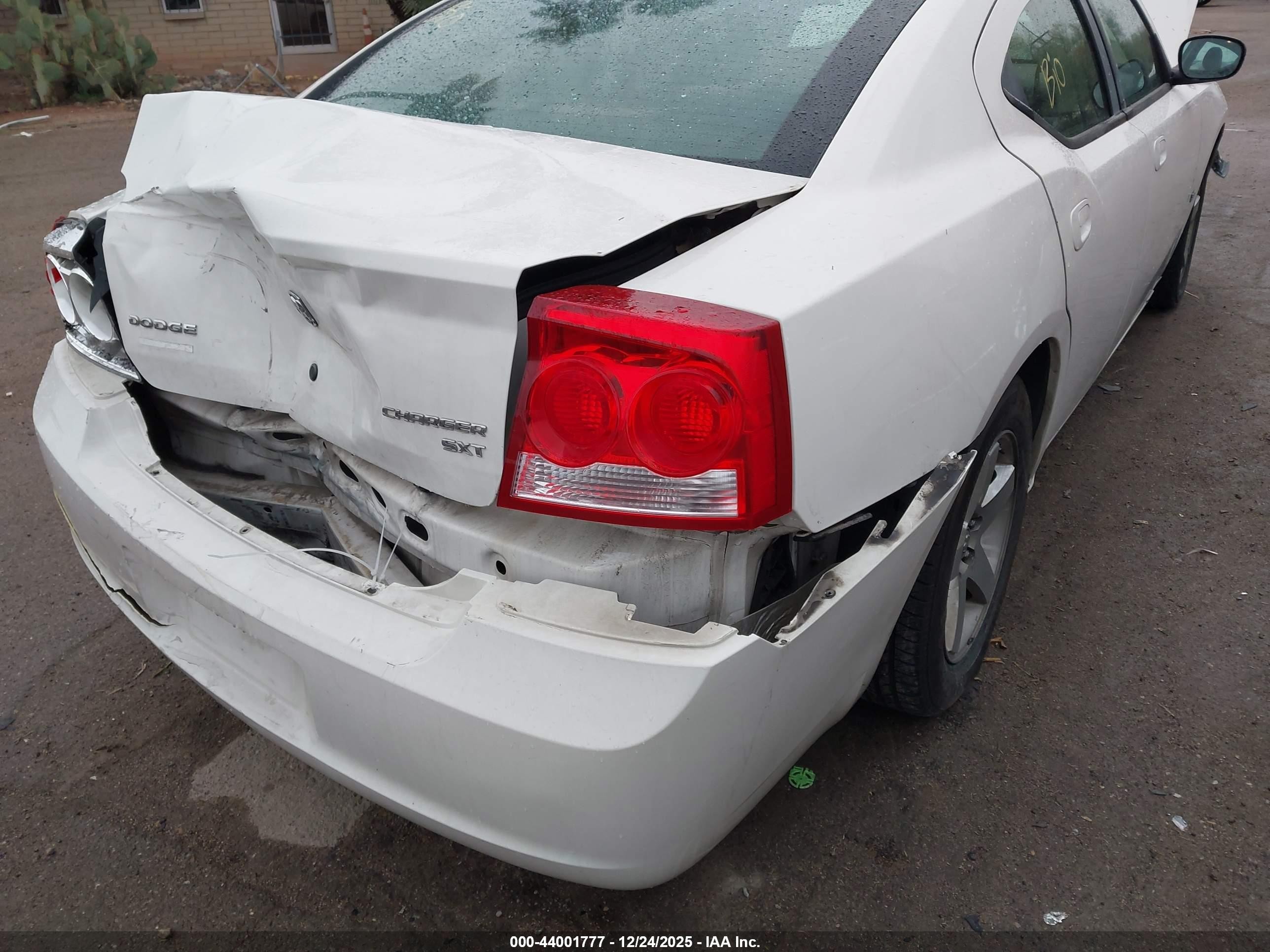 2009 Dodge Charger Sxt Белый vin: 2B3LA33V29H638067