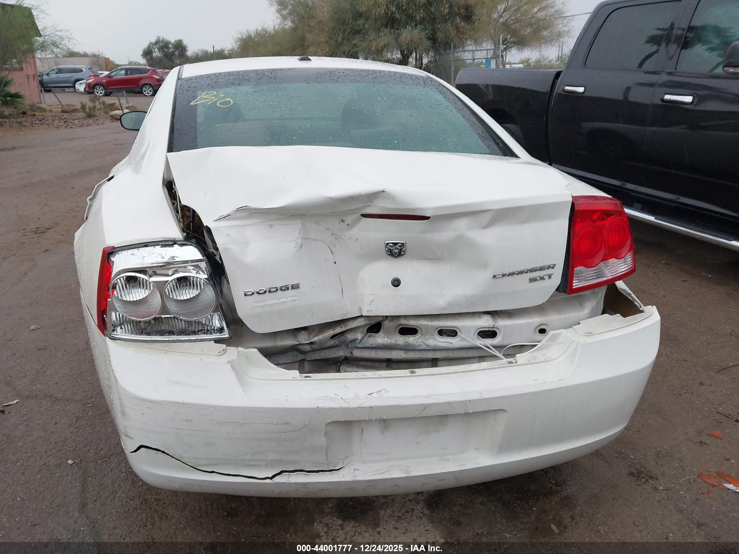 2009 Dodge Charger Sxt Белый vin: 2B3LA33V29H638067