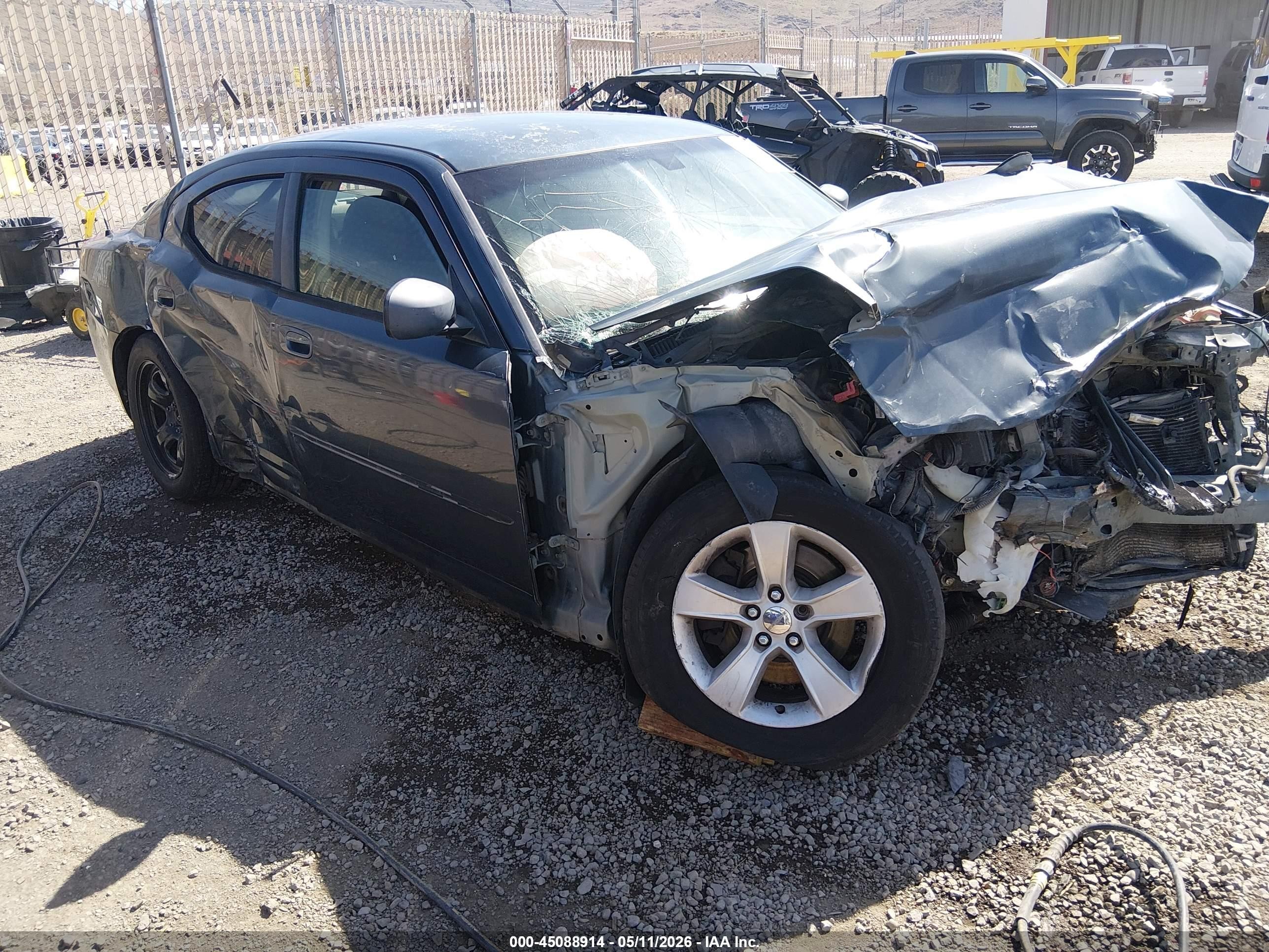 2007 Dodge Charger   Silver vin: 2B3LA43G67H844139