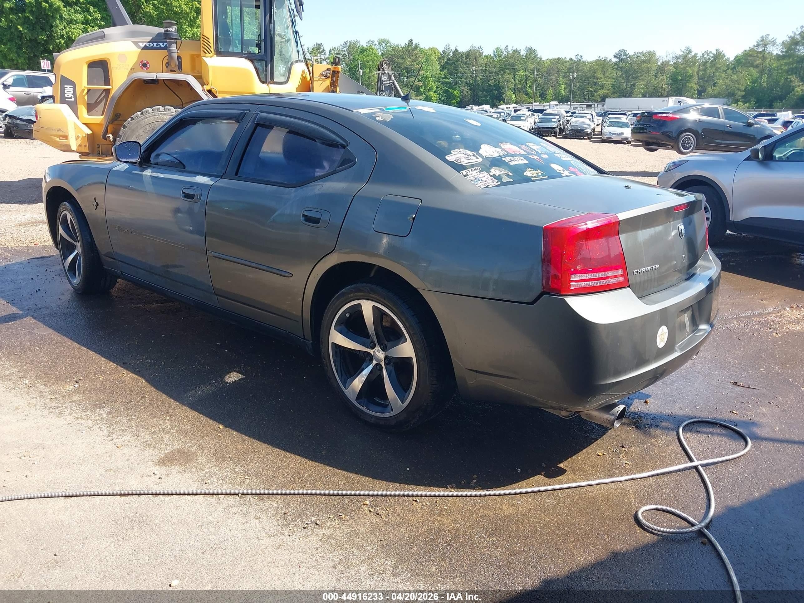 2008 Dodge Charger   Gray vin: 2B3LA43HX8H138558