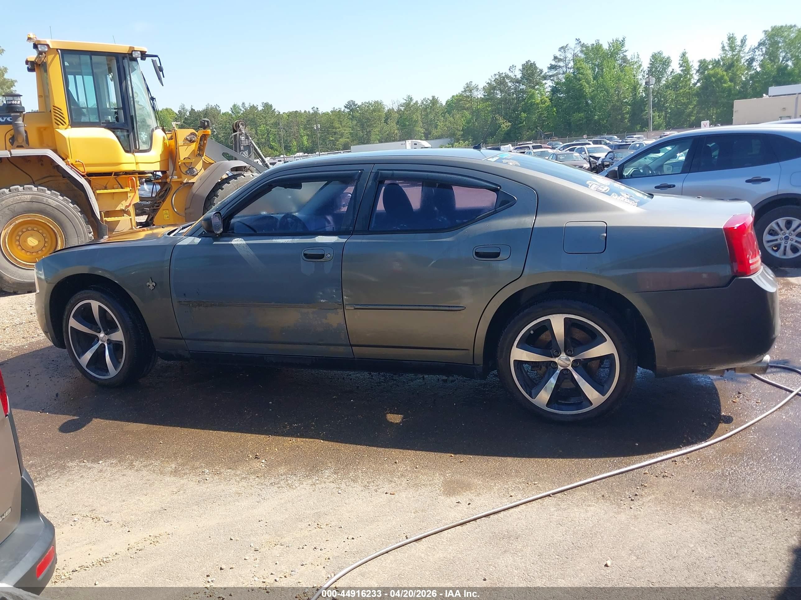 2008 Dodge Charger   Gray vin: 2B3LA43HX8H138558
