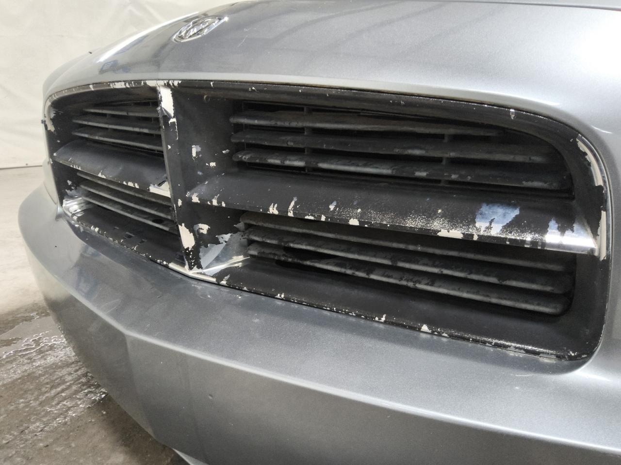 2006 Dodge Charger R/t Silver vin: 2B3LA53H56H344468 Damage: Grille, Peeling, > 12 Inches