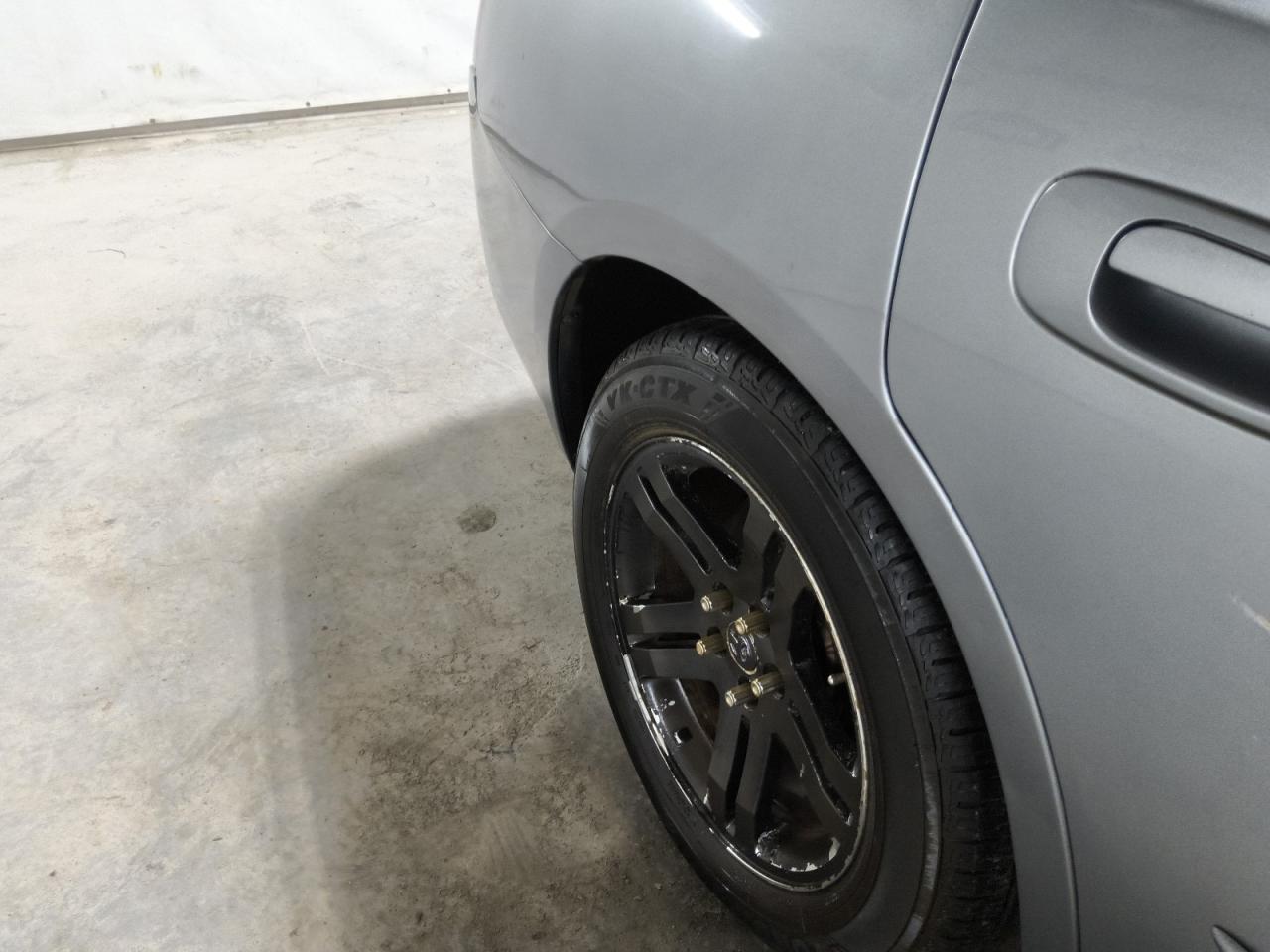 2006 Dodge Charger R/t Silver vin: 2B3LA53H56H344468 Damage: Right Qtr Panel, Heavy Scratch, 1/2 To 1 Inch