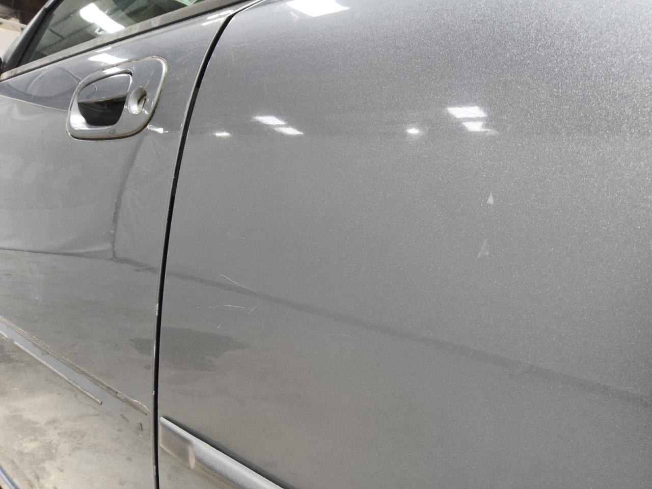 2006 Dodge Charger R/t Silver vin: 2B3LA53H56H344468 Damage: Left Rear Door, Heavy Scratch, 1 To 2 Inches