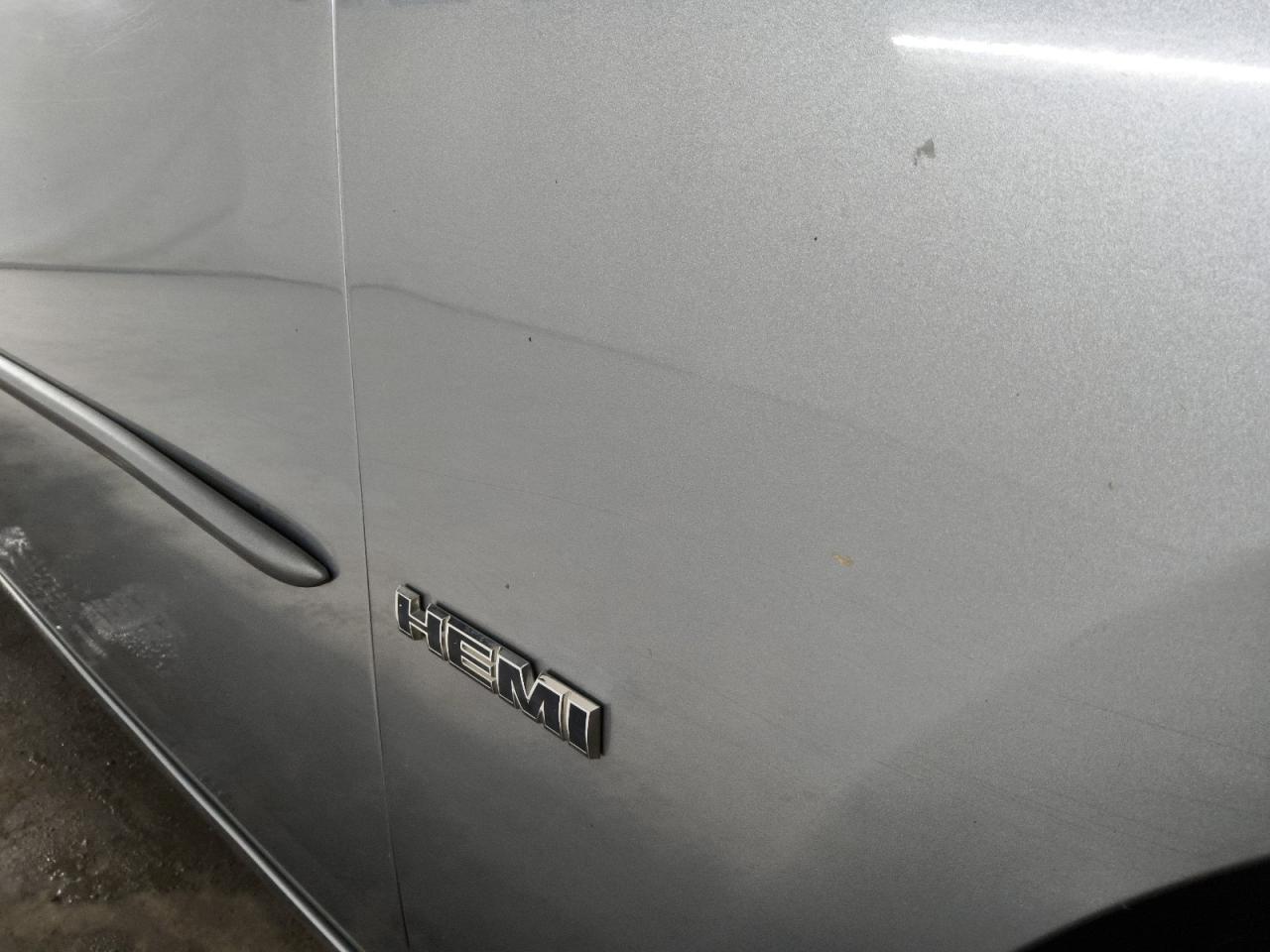2006 Dodge Charger R/t Silver vin: 2B3LA53H56H344468 Damage: Right Front Fender, Chipped, 3