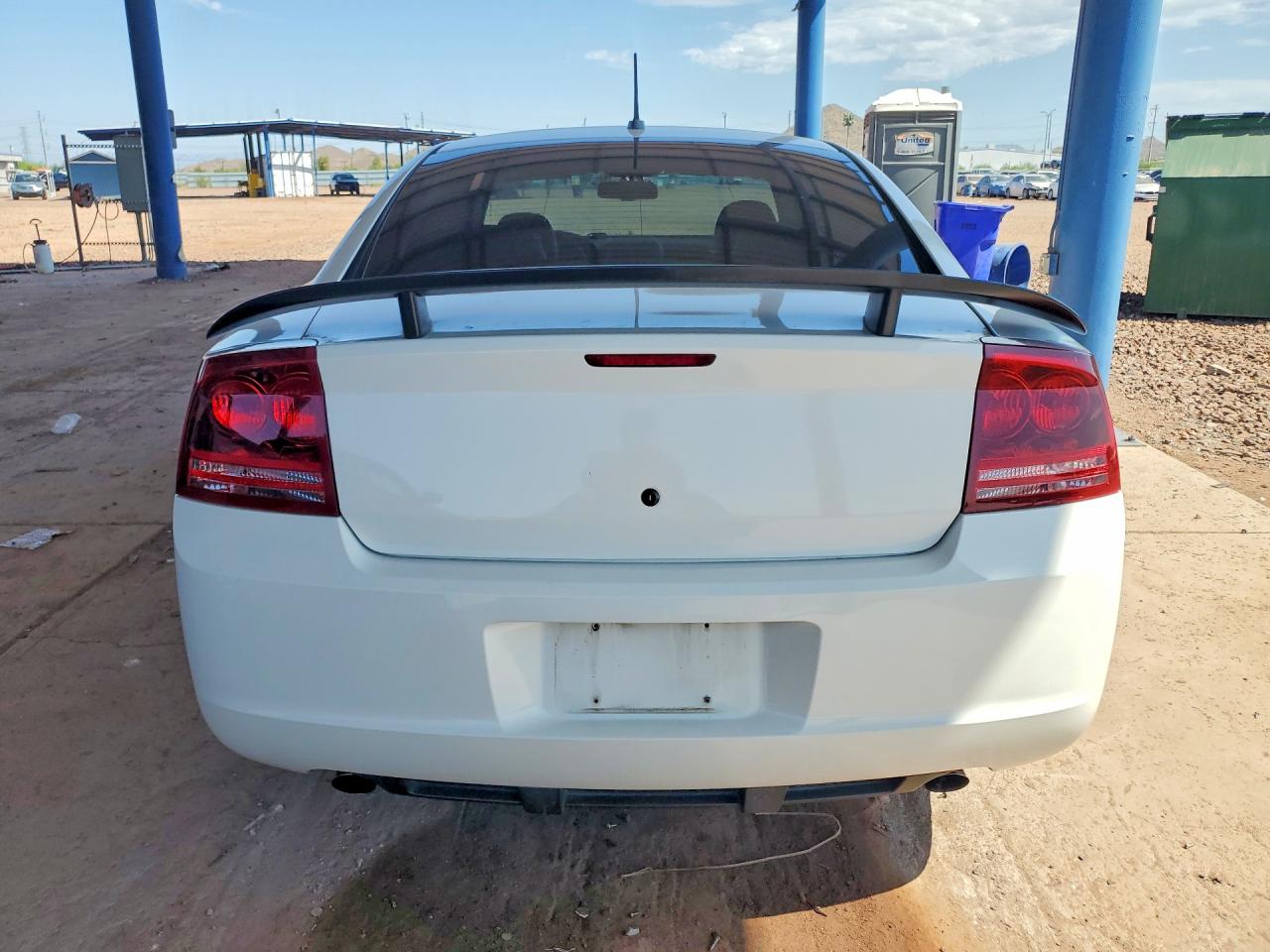 2008 Dodge Charger R/t White vin: 2B3LA53H58H128378