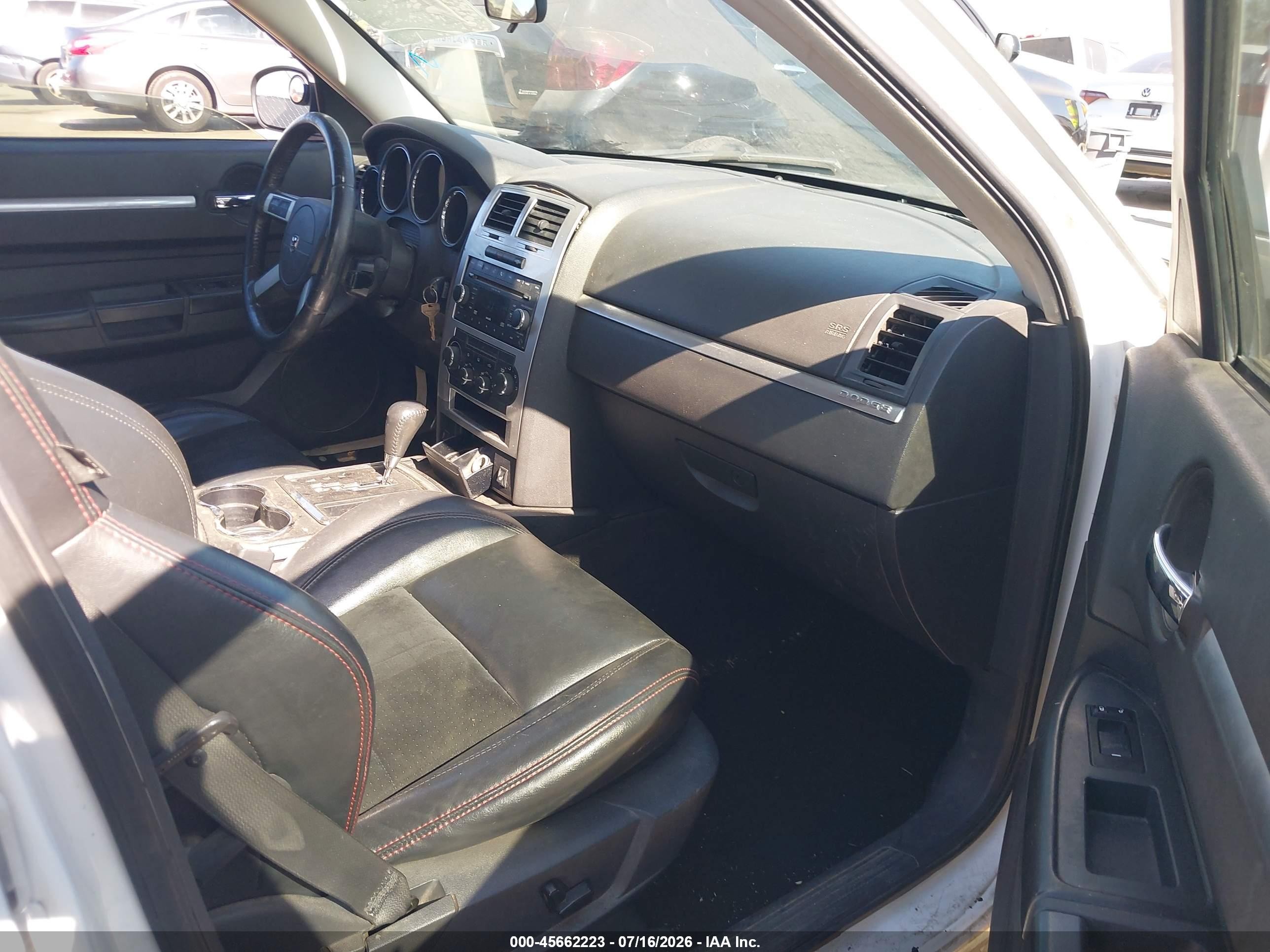 2008 Dodge Charger R/t White vin: 2B3LA53H68H261649