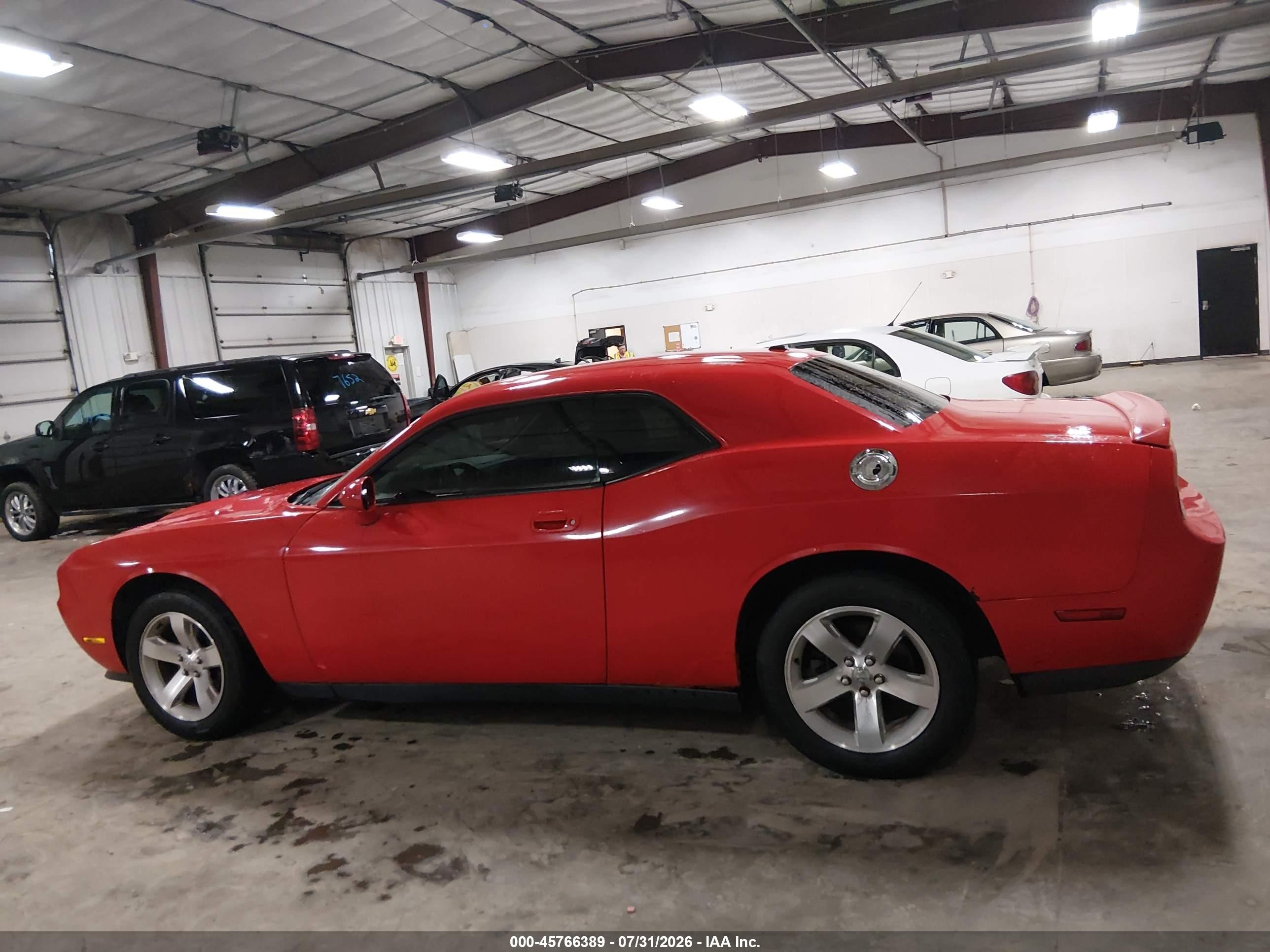 2009 Dodge Challenger Se Red vin: 2B3LJ44V09H561235