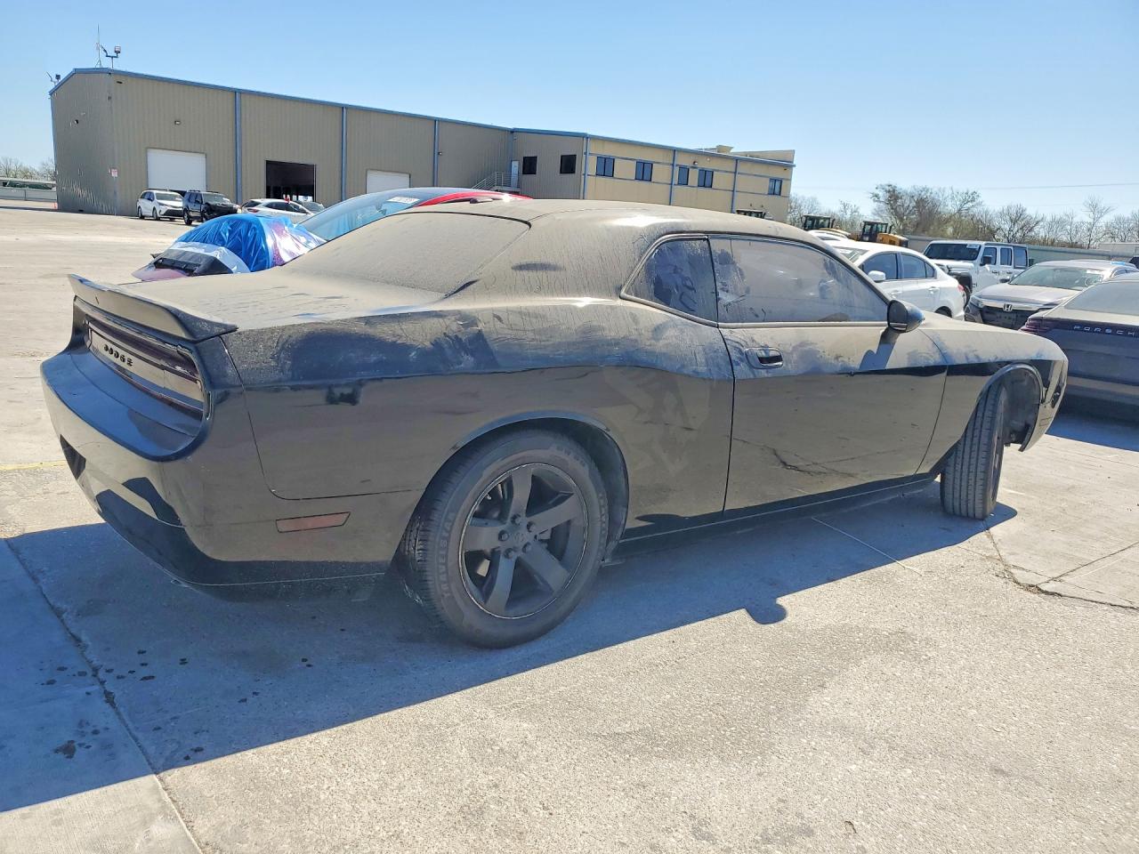 2009 Dodge Challenger Black vin: 2B3LJ44V19H526915