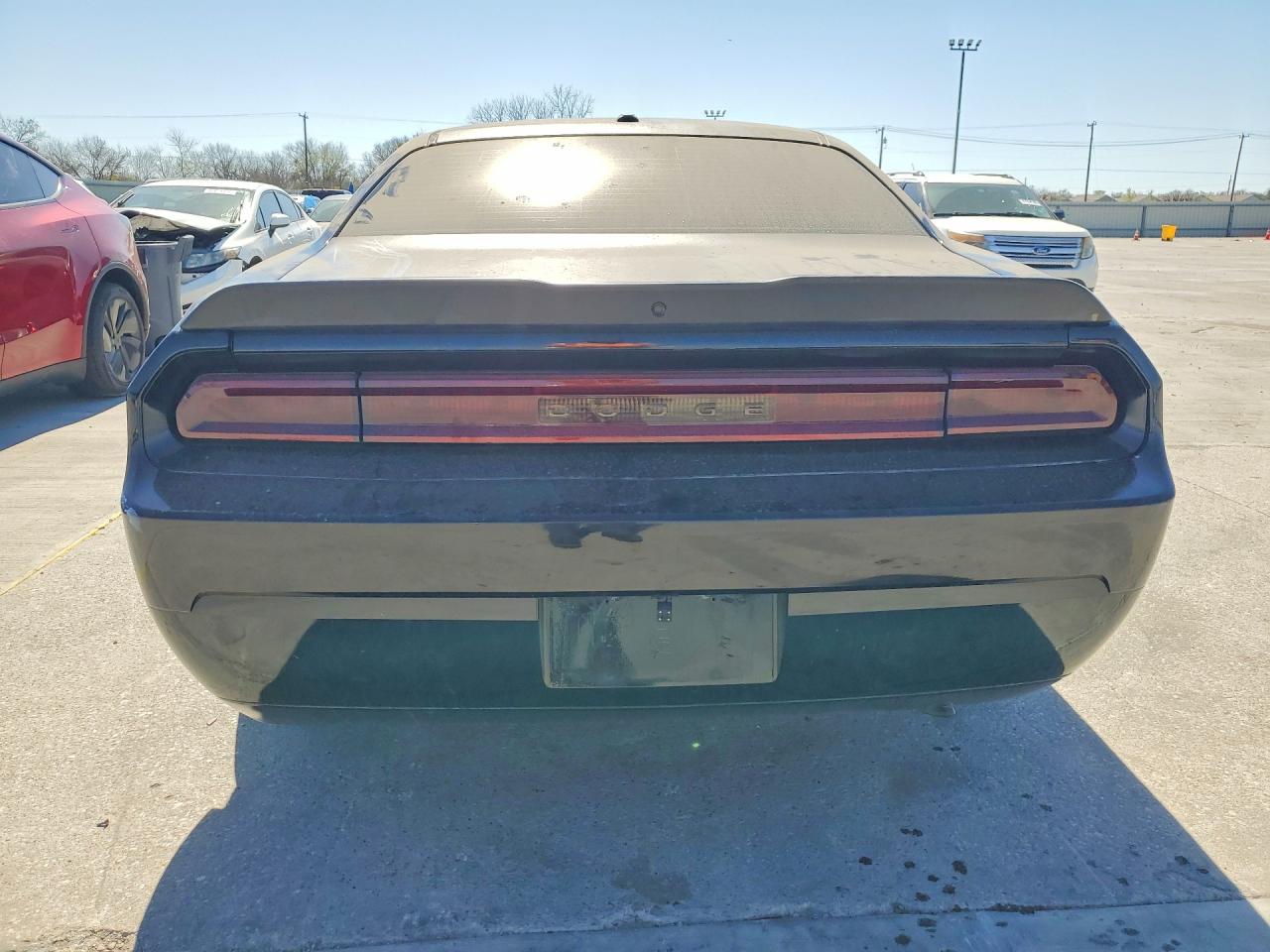 2009 Dodge Challenger Black vin: 2B3LJ44V19H526915