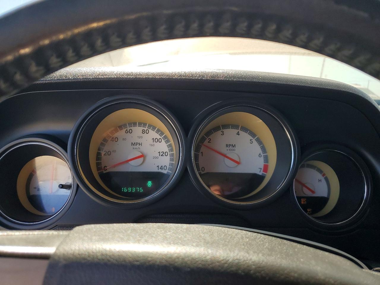 2009 Dodge Challenger Black vin: 2B3LJ44V19H526915