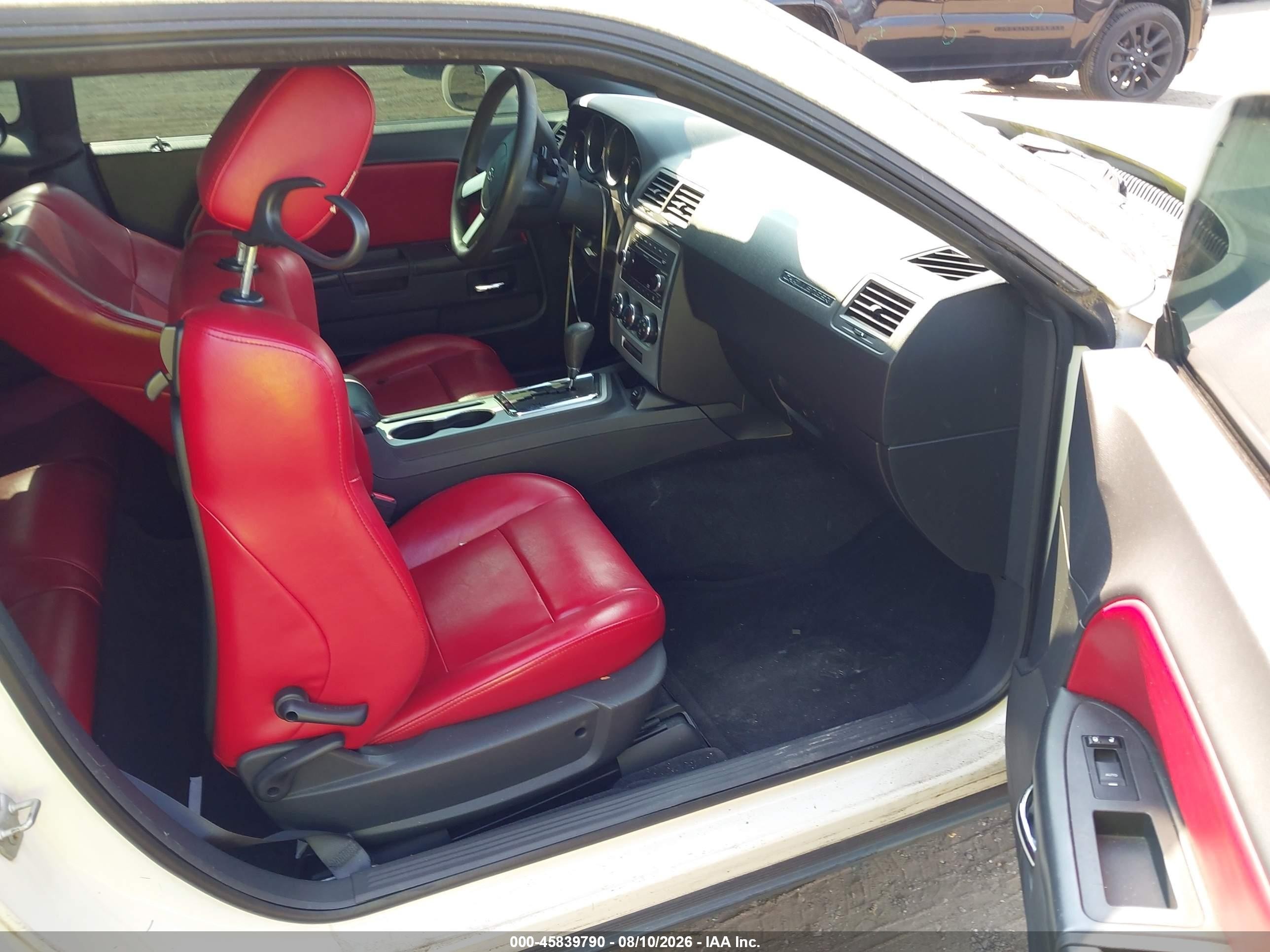 2009 Dodge Challenger Se White vin: 2B3LJ44V99H563579