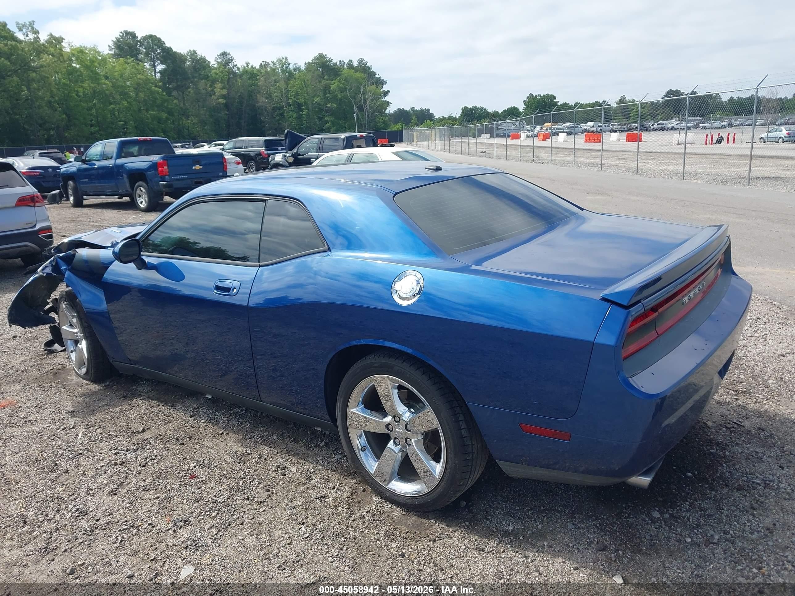 2009 Dodge Challenger R/t Blue vin: 2B3LJ54T59H502007