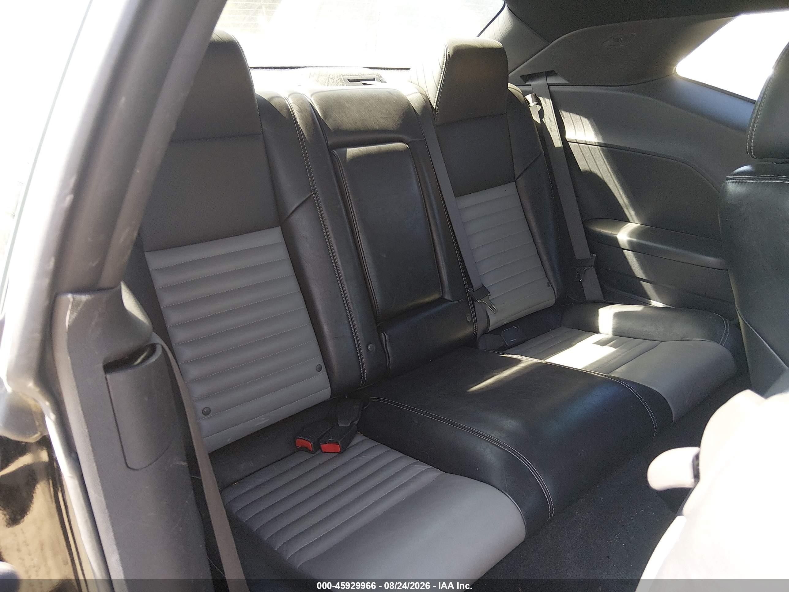 2009 Dodge Challenger R/t Black vin: 2B3LJ54T69H547120