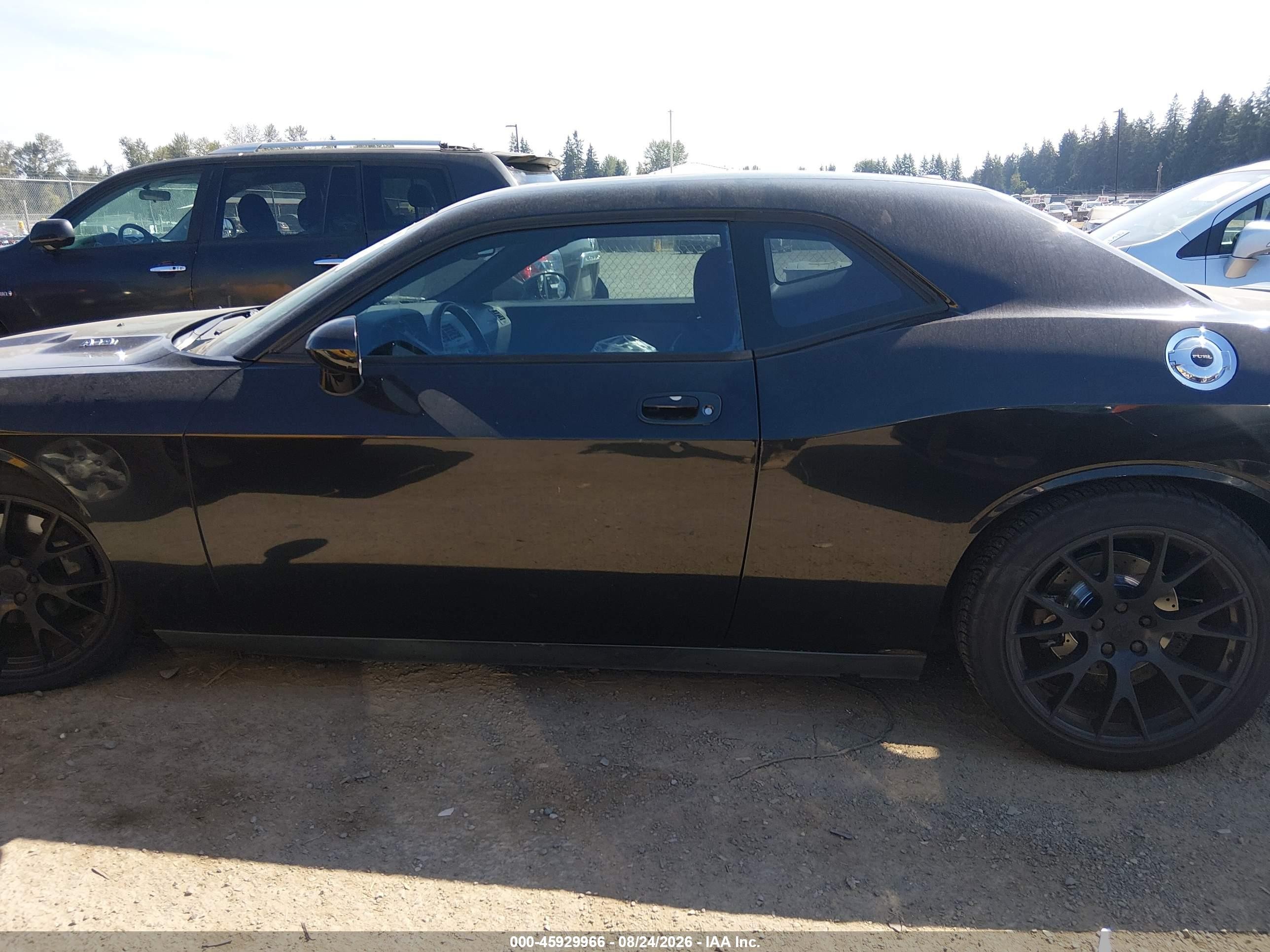 2009 Dodge Challenger R/t Black vin: 2B3LJ54T69H547120
