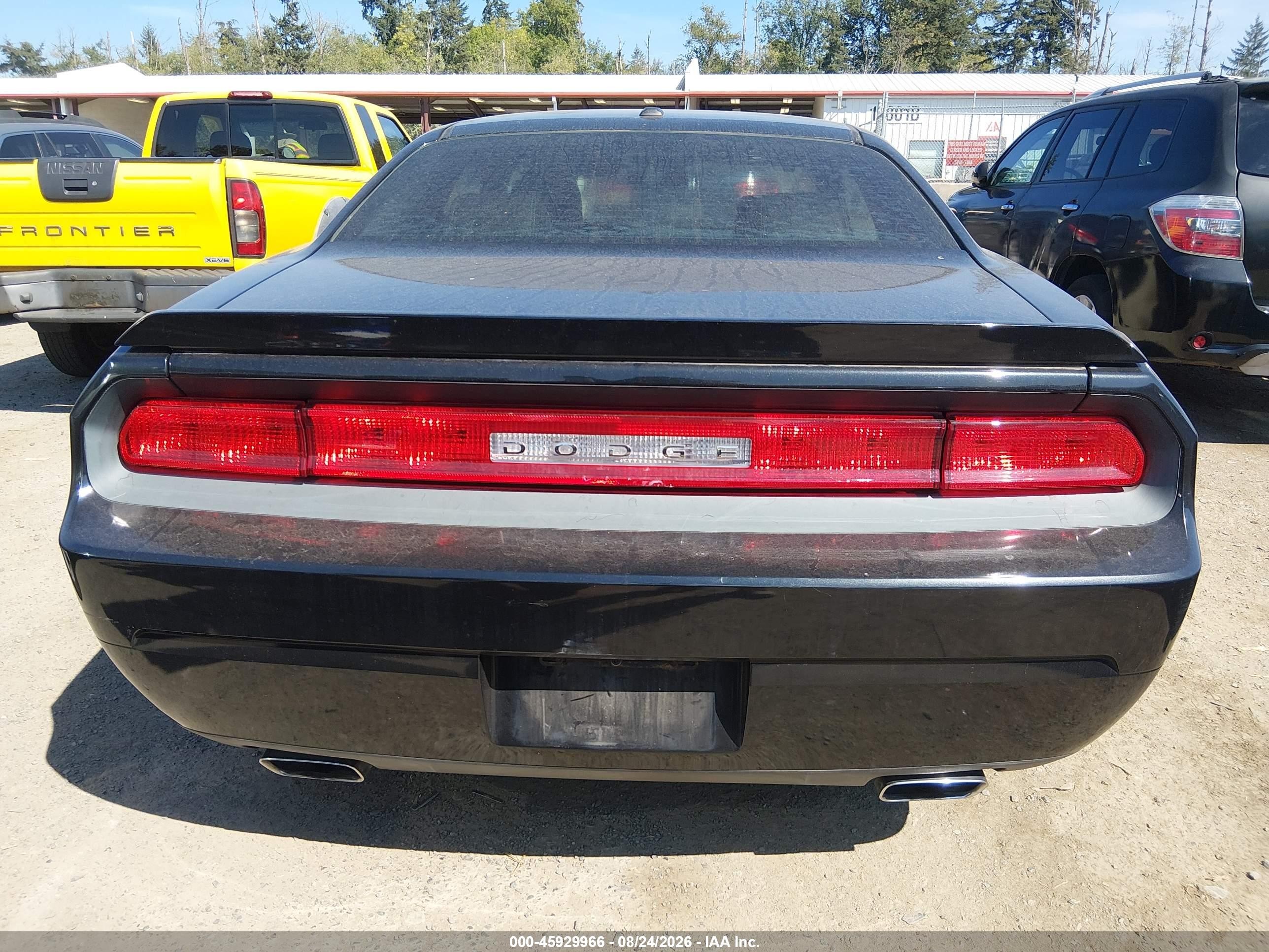 2009 Dodge Challenger R/t Black vin: 2B3LJ54T69H547120