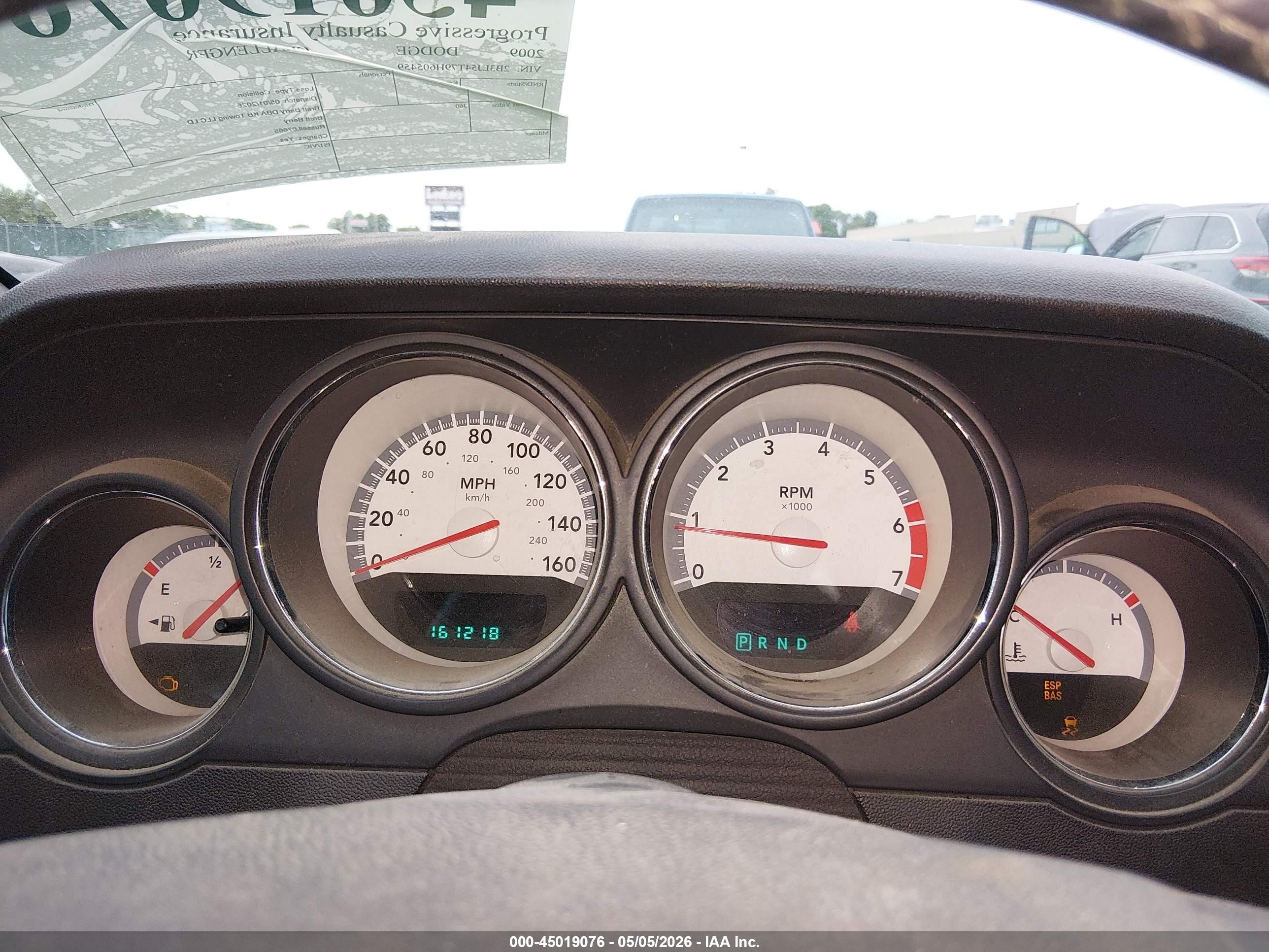 2009 Dodge Challenger R/t Red vin: 2B3LJ54T79H605459