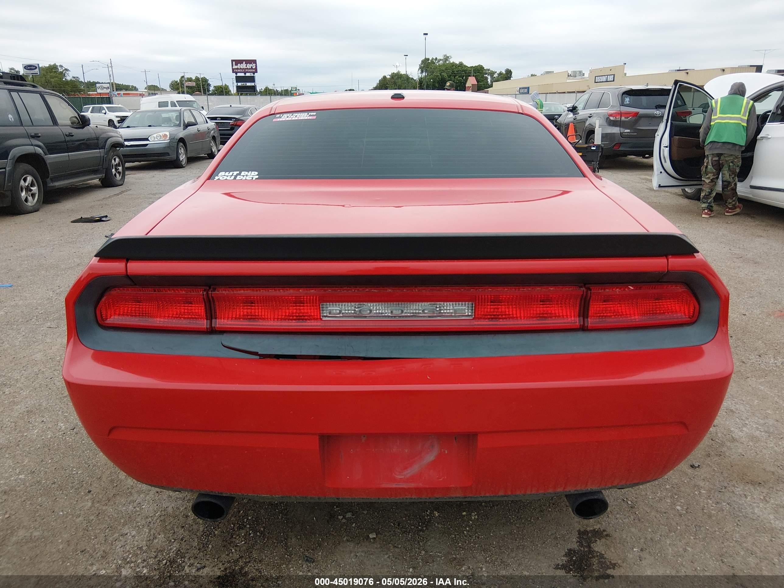 2009 Dodge Challenger R/t Red vin: 2B3LJ54T79H605459