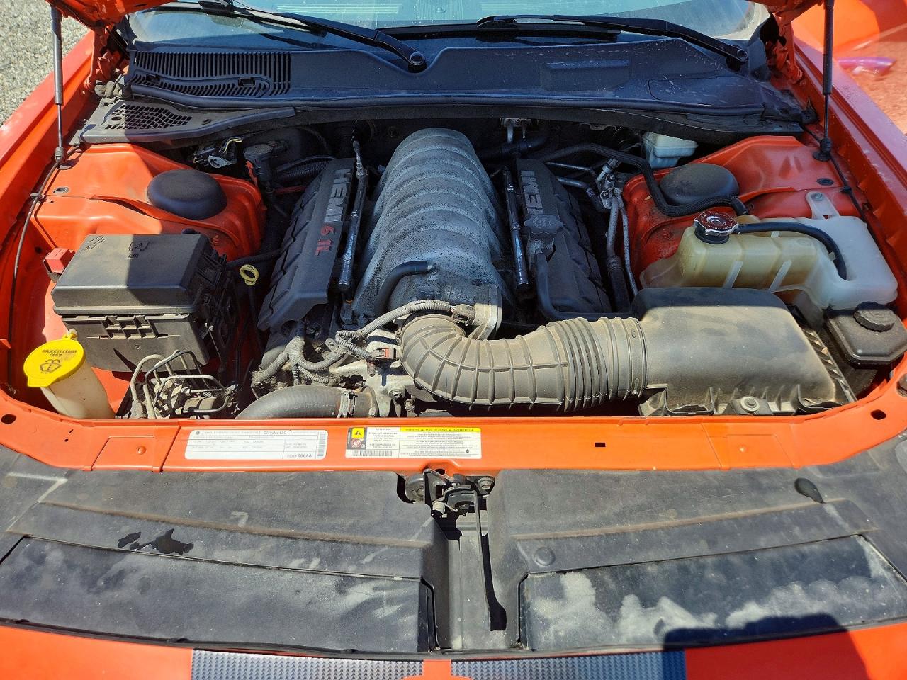 2009 Dodge Challenger Srt-8 Оранжевый vin: 2B3LJ74W39H537621