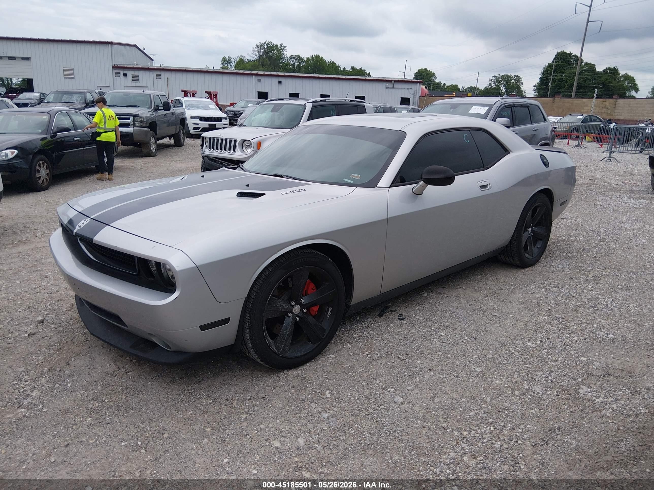 2009 Dodge Challenger Srt8 Silver vin: 2B3LJ74W89H545519