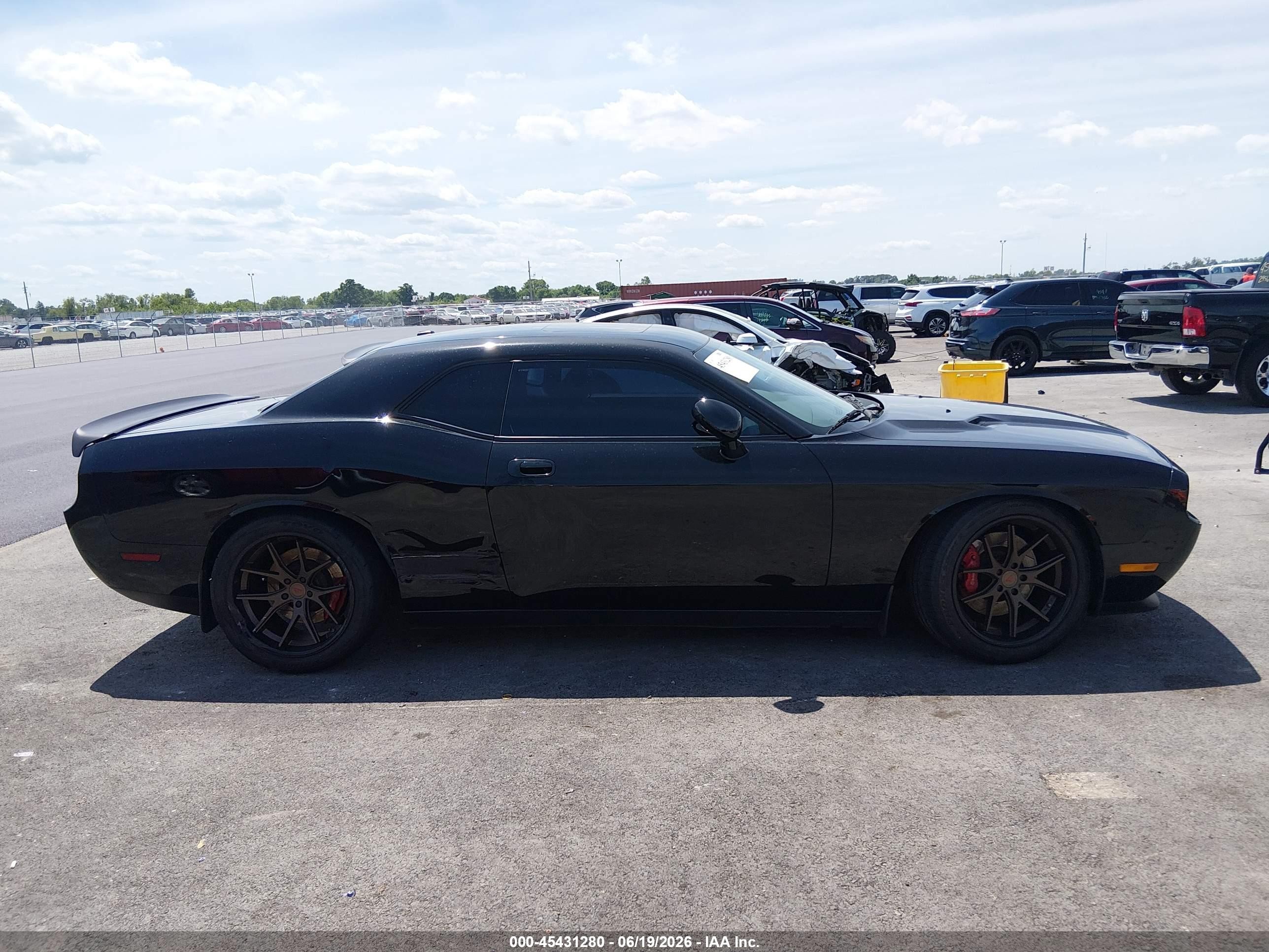 2009 Dodge Challenger Srt8 Black vin: 2B3LJ74W99H569764
